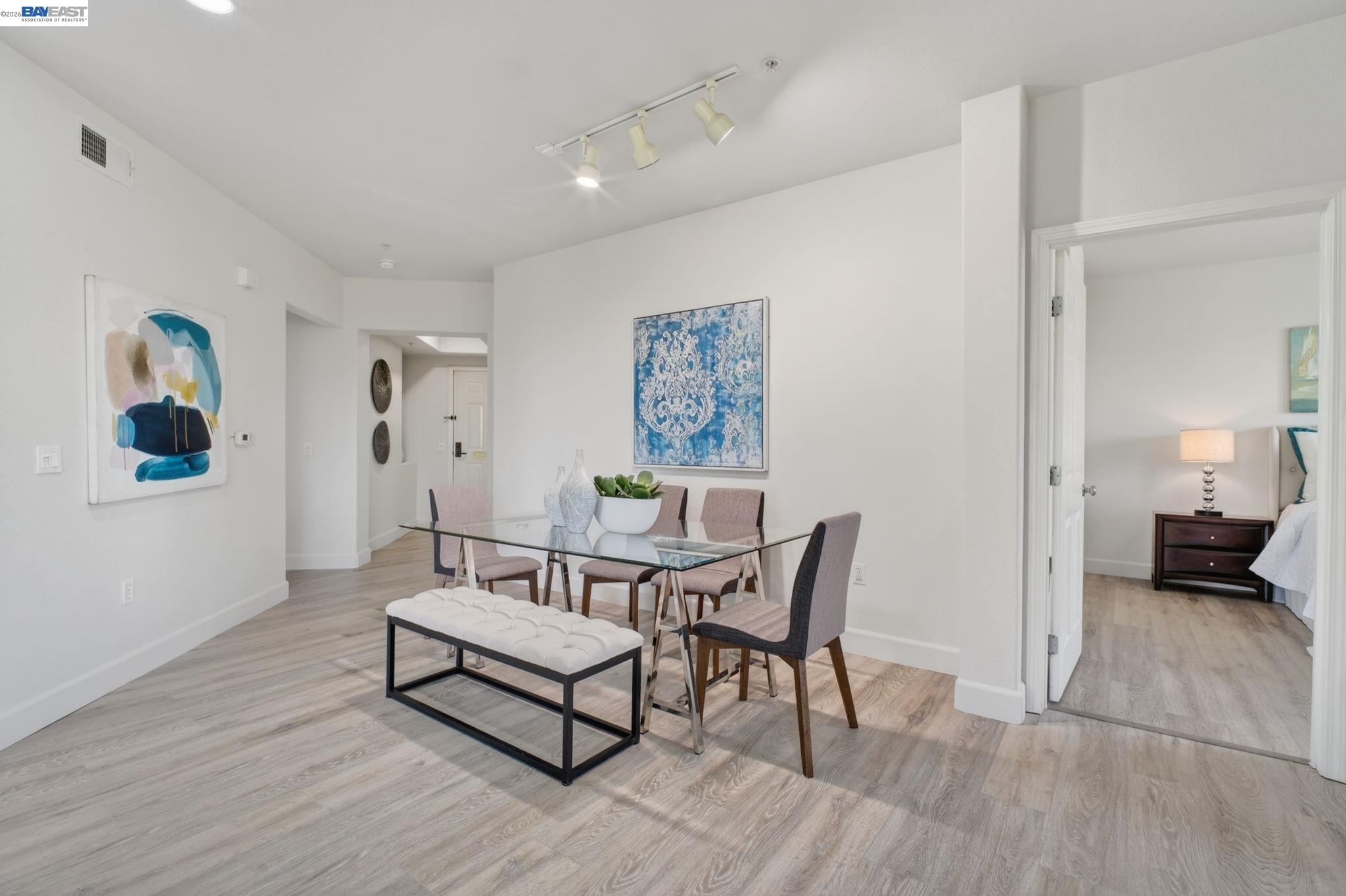 Detail Gallery Image 30 of 55 For 600 S Abel St #214,  Milpitas,  CA 95035 - 3 Beds | 2 Baths