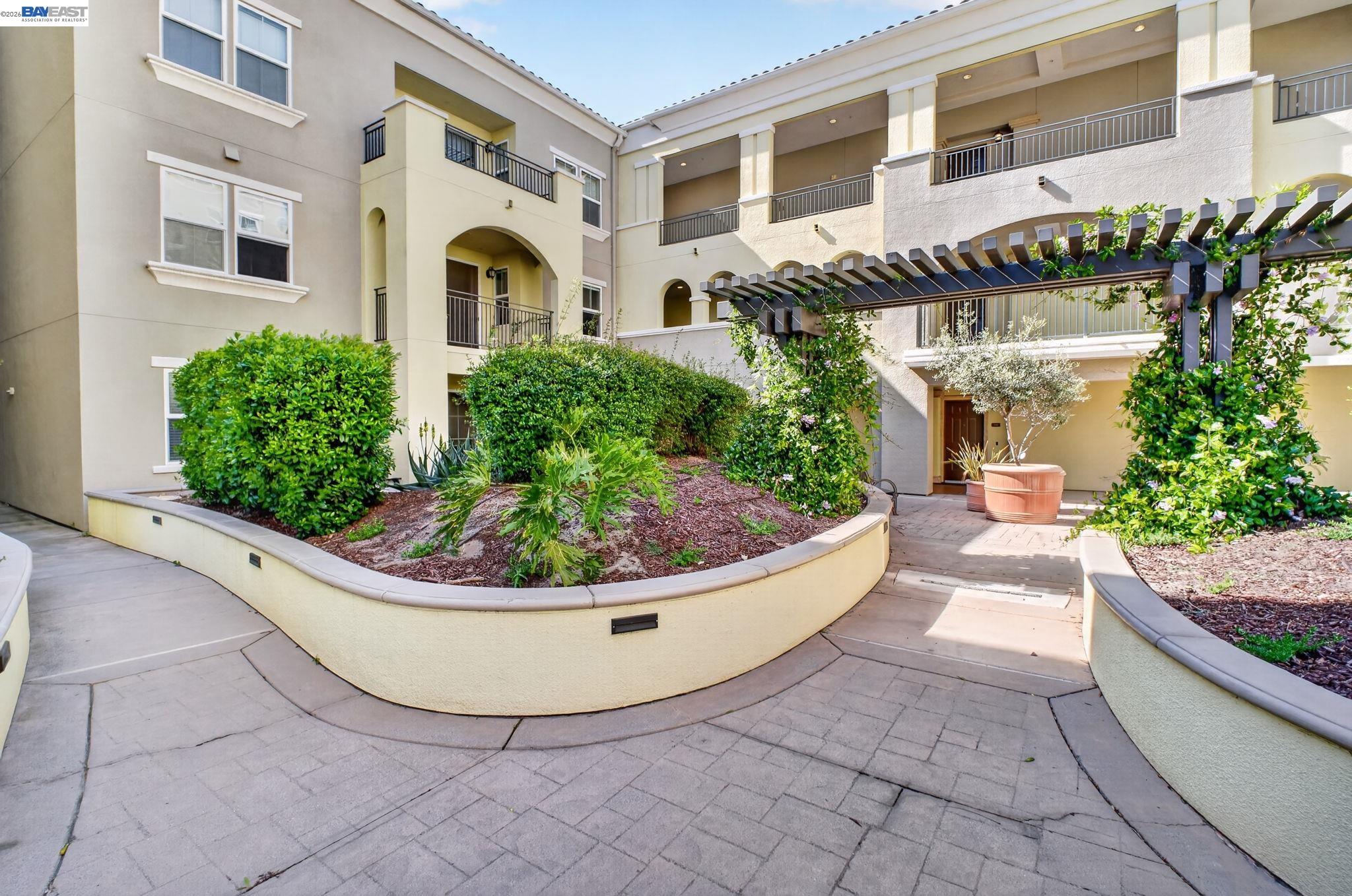 Detail Gallery Image 37 of 55 For 600 S Abel St #214,  Milpitas,  CA 95035 - 3 Beds | 2 Baths