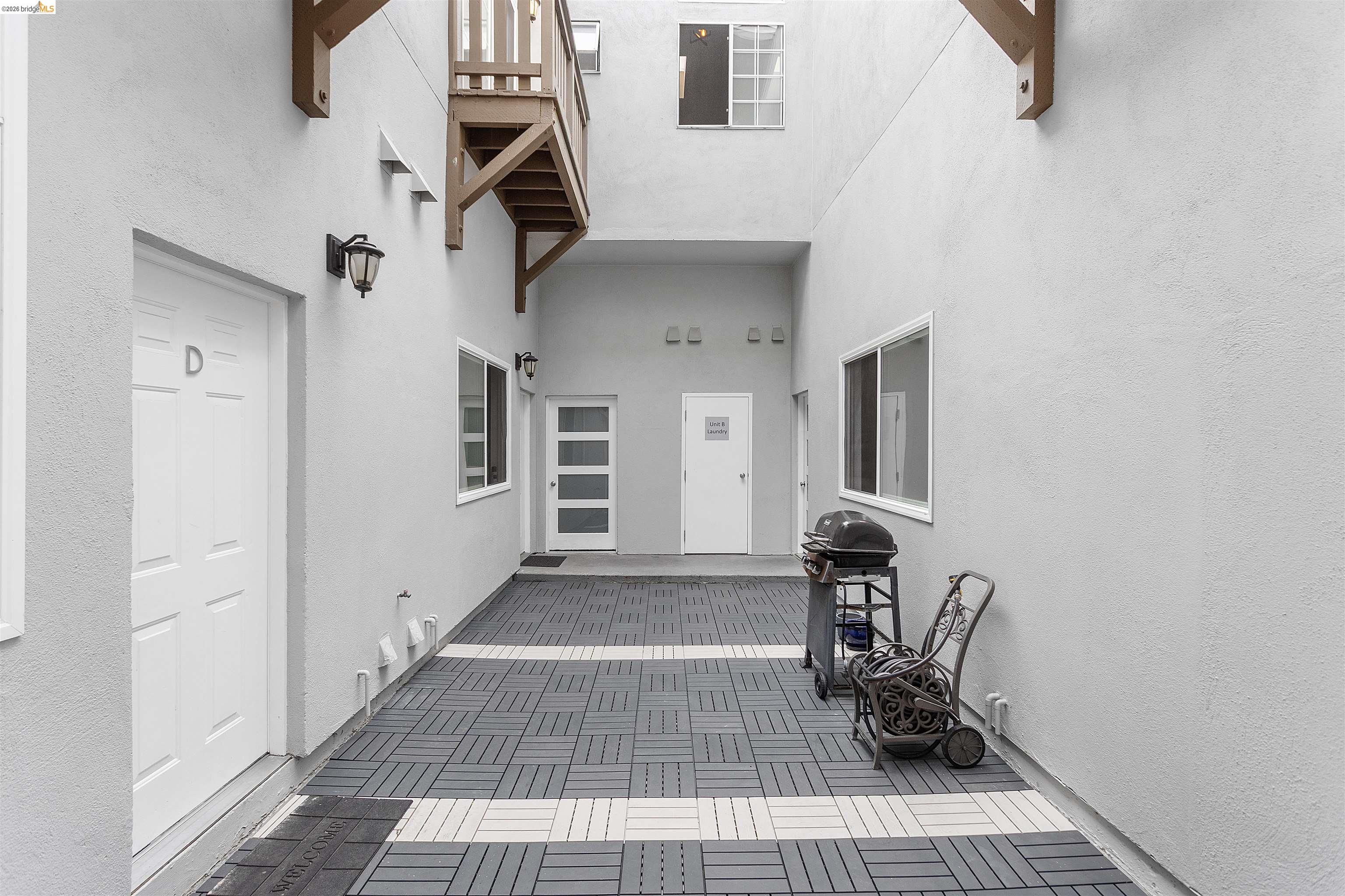 Detail Gallery Image 11 of 51 For 2401 San Pablo Ave, Oakland,  CA 94612 - – Beds | – Baths