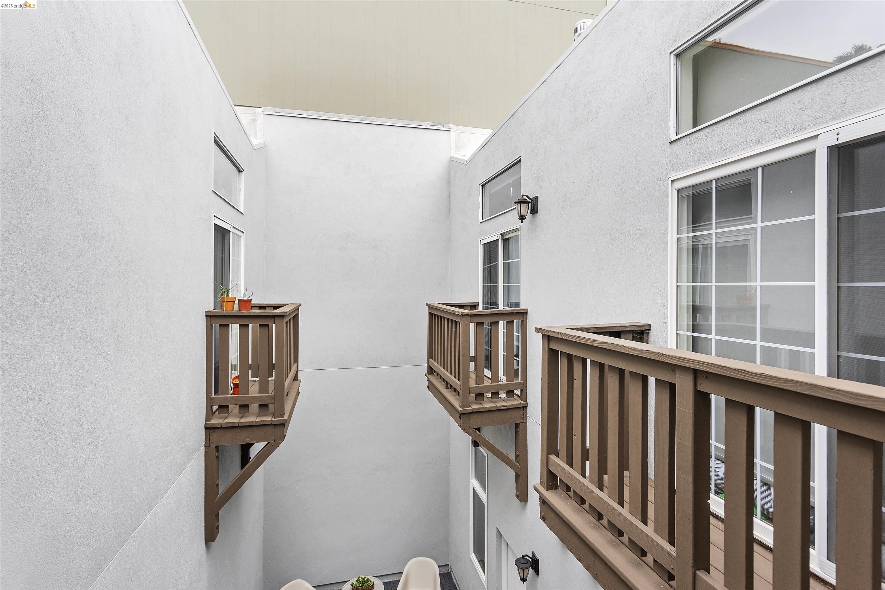 Detail Gallery Image 12 of 51 For 2401 San Pablo Ave, Oakland,  CA 94612 - – Beds | – Baths