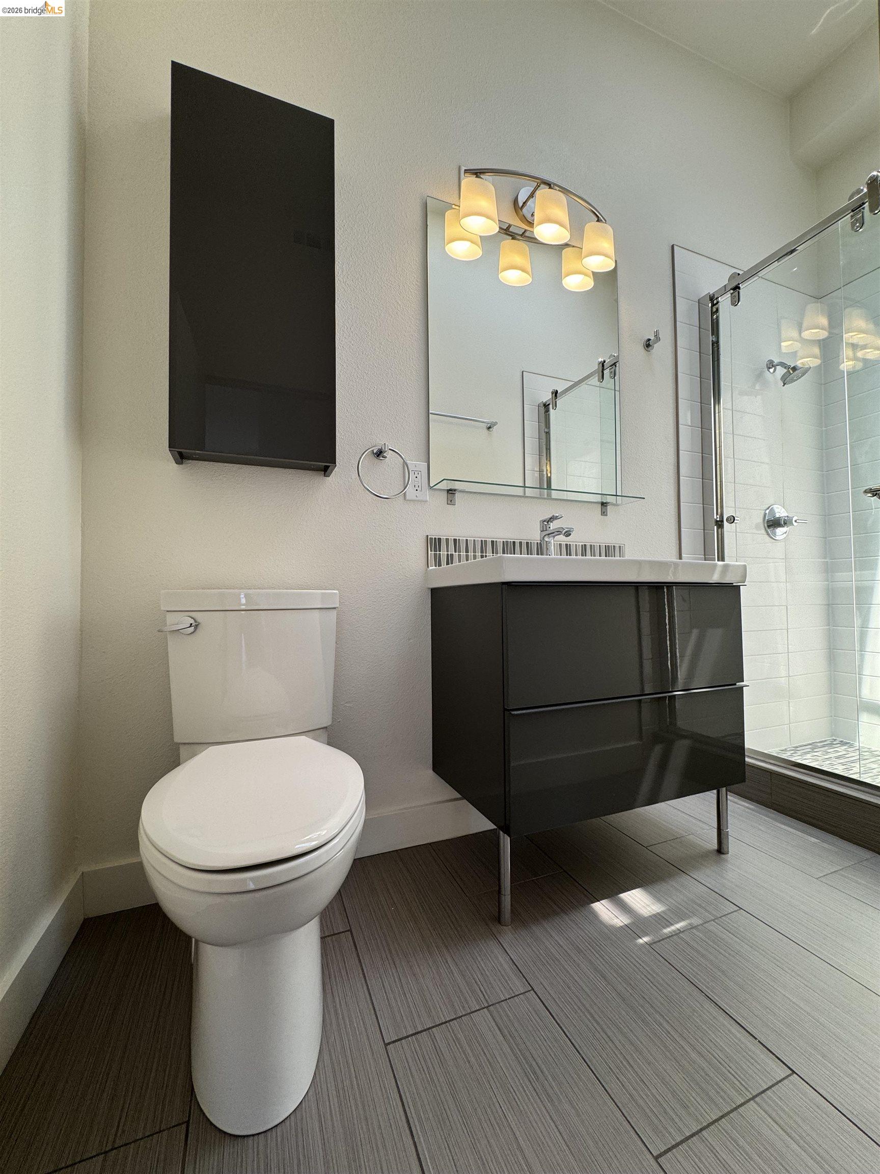 Detail Gallery Image 16 of 51 For 2401 San Pablo Ave, Oakland,  CA 94612 - – Beds | – Baths