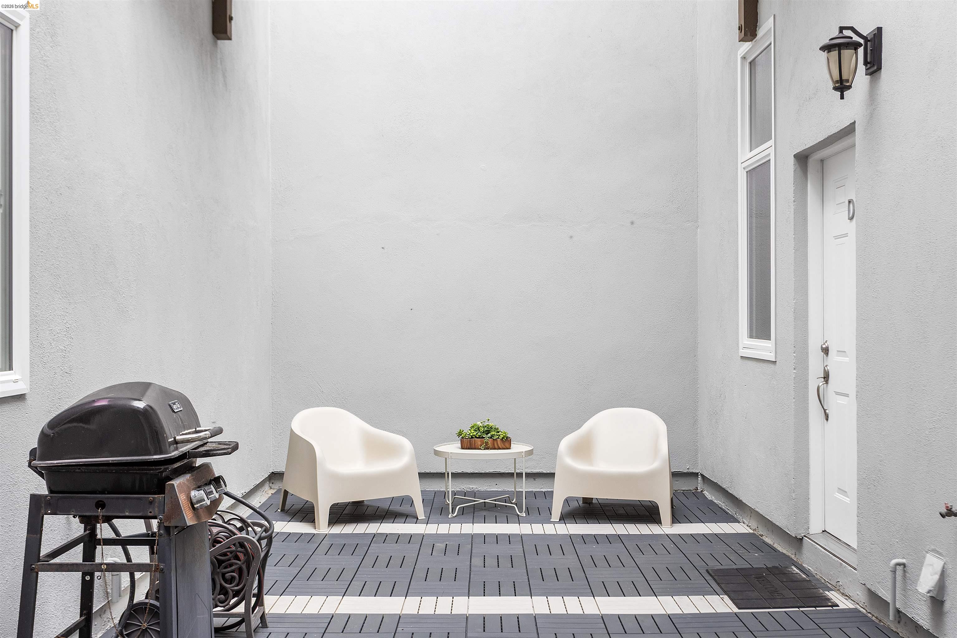 Detail Gallery Image 10 of 51 For 2401 San Pablo Ave, Oakland,  CA 94612 - – Beds | – Baths