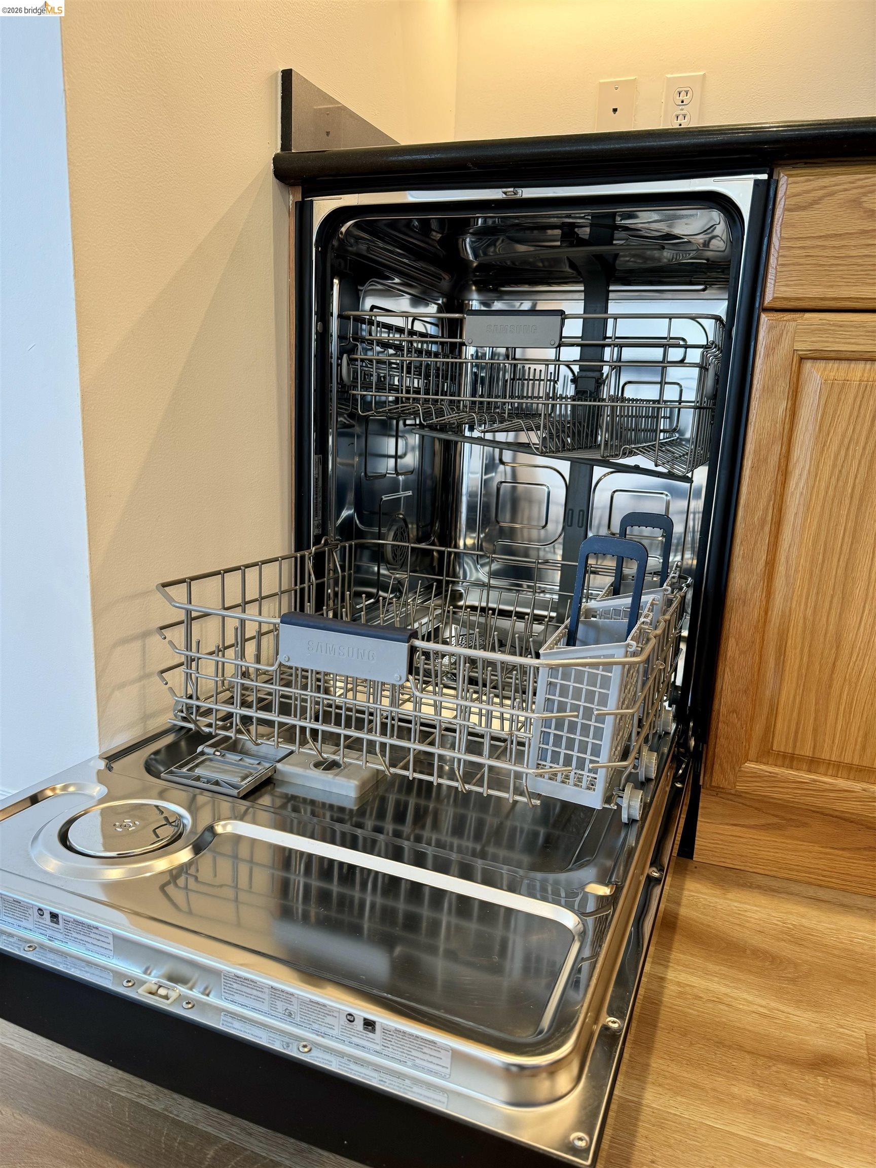 Detail Gallery Image 26 of 33 For 2415 San Pablo Ave, Oakland,  CA 94612 - – Beds | – Baths