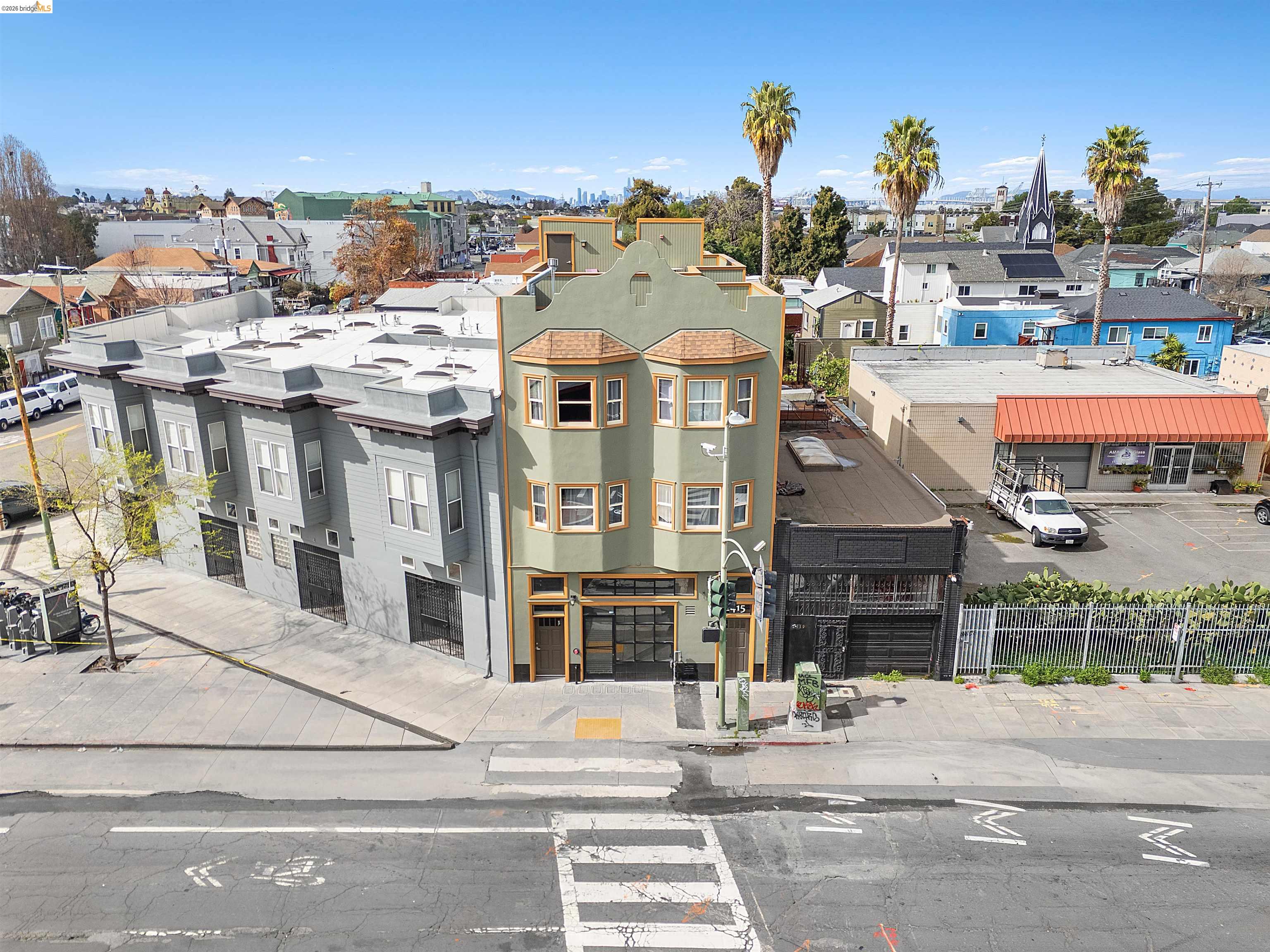 Detail Gallery Image 4 of 33 For 2415 San Pablo Ave, Oakland,  CA 94612 - – Beds | – Baths