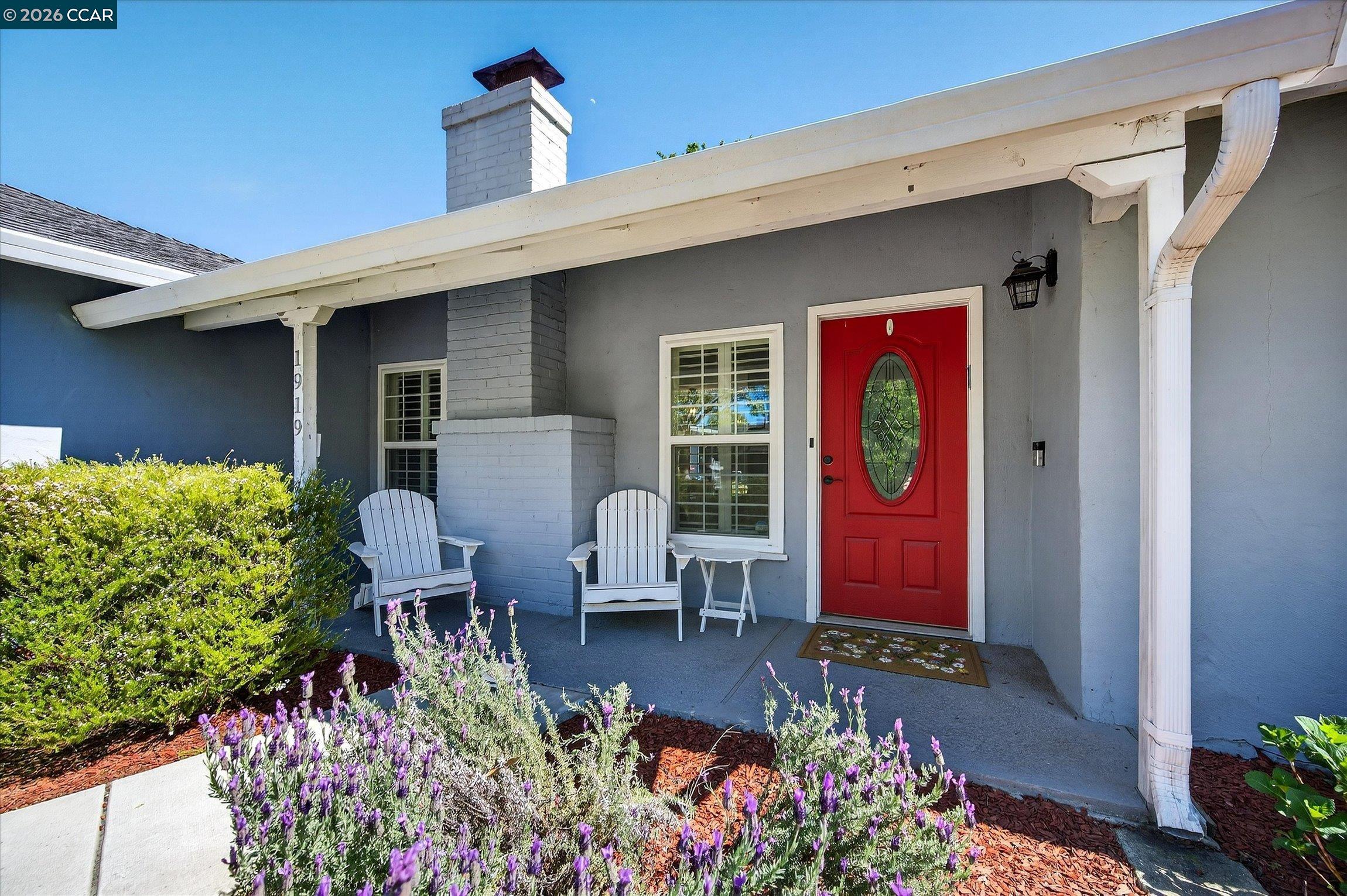 Detail Gallery Image 2 of 27 For 1919 Elinora Dr, Pleasant Hill,  CA 94523 - 4 Beds | 2 Baths