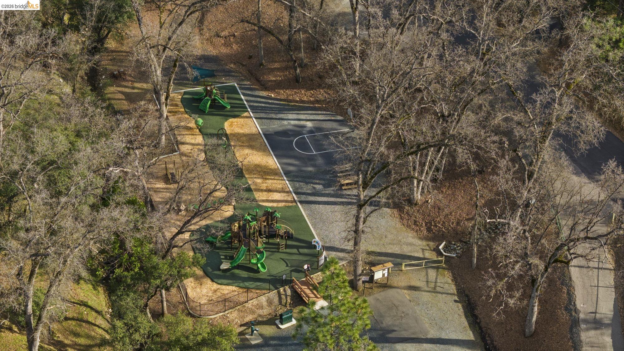 Detail Gallery Image 40 of 53 For 19808 Cottonwood St, Groveland,  CA 95321 - – Beds | – Baths