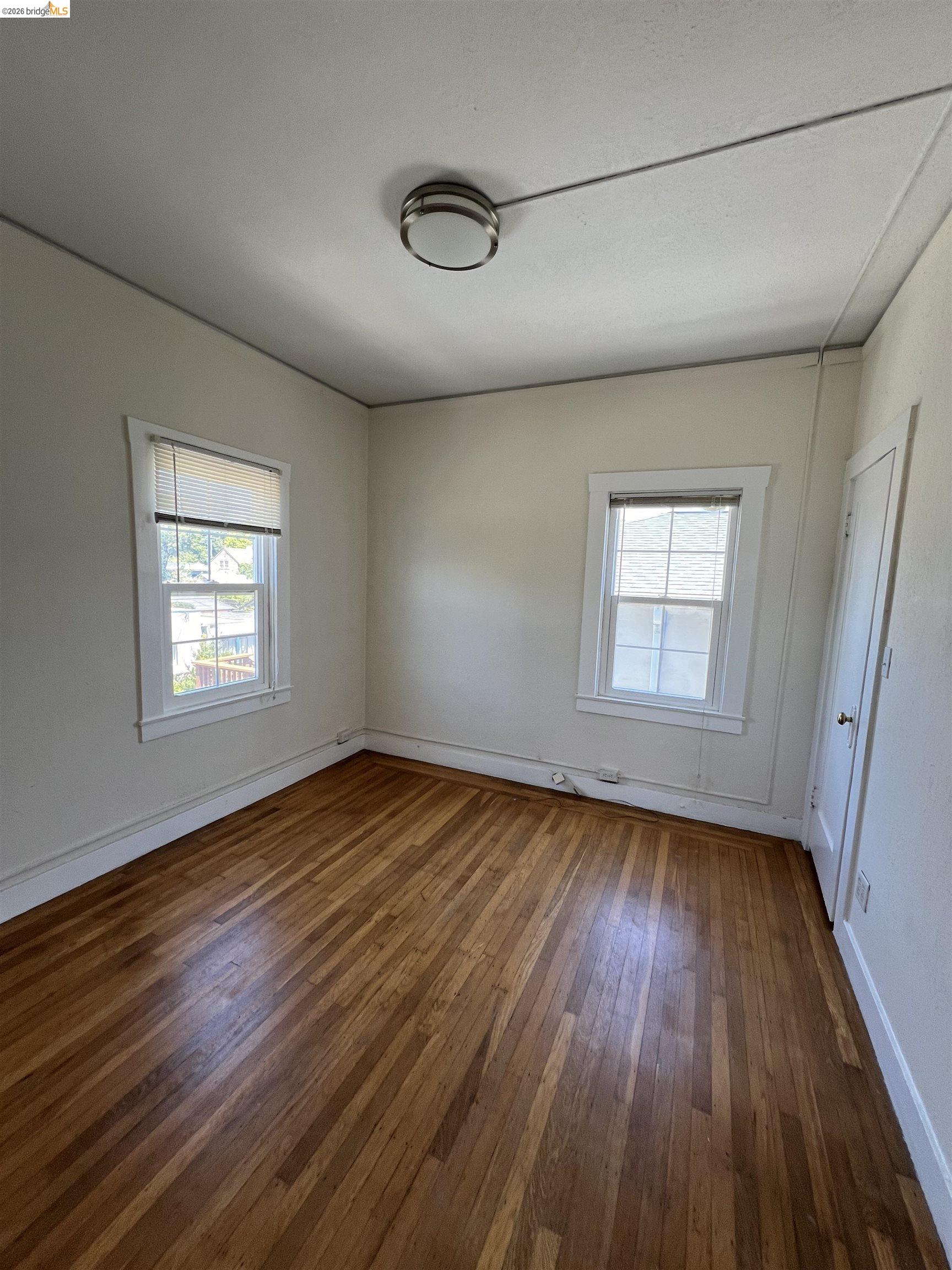 Detail Gallery Image 2 of 4 For 2249 Spaulding Ave #4,  Berkeley,  CA 94703 - 1 Beds | 1 Baths