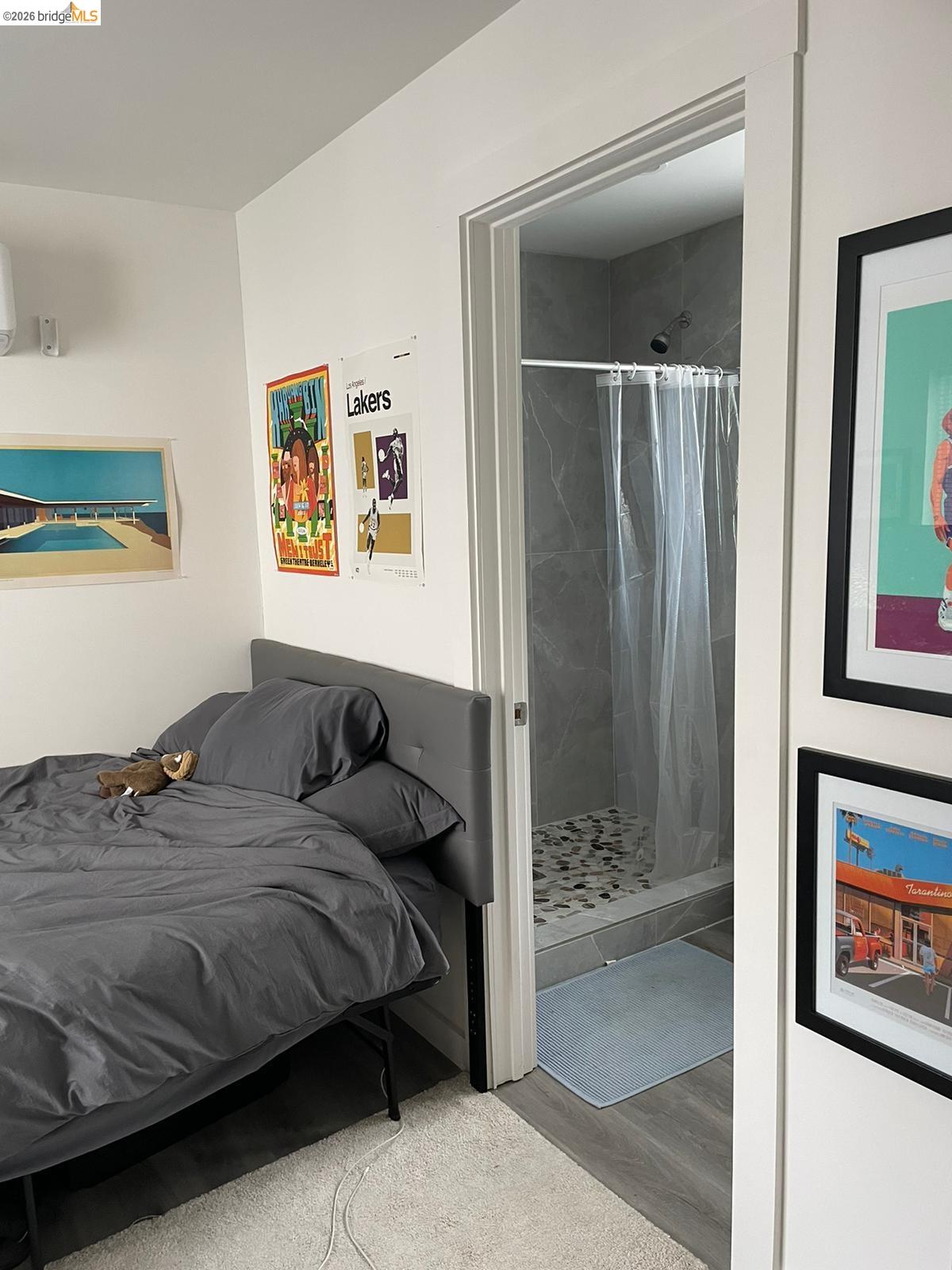 Detail Gallery Image 2 of 13 For 2624 Regent St #a,  Berkeley,  CA 94704 - 3 Beds | 3 Baths