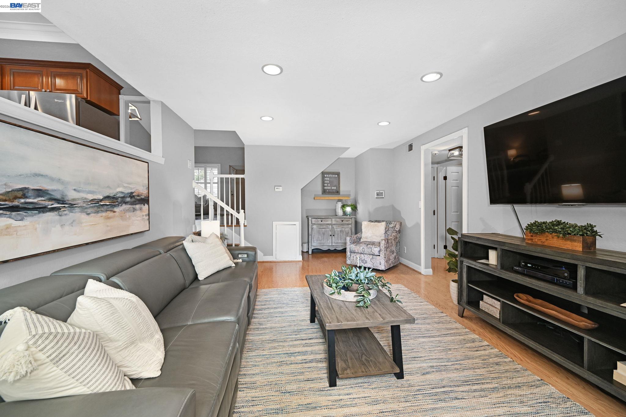 Detail Gallery Image 13 of 38 For 15 Pamplona Court, San Ramon,  CA 94583 - 4 Beds | 3 Baths