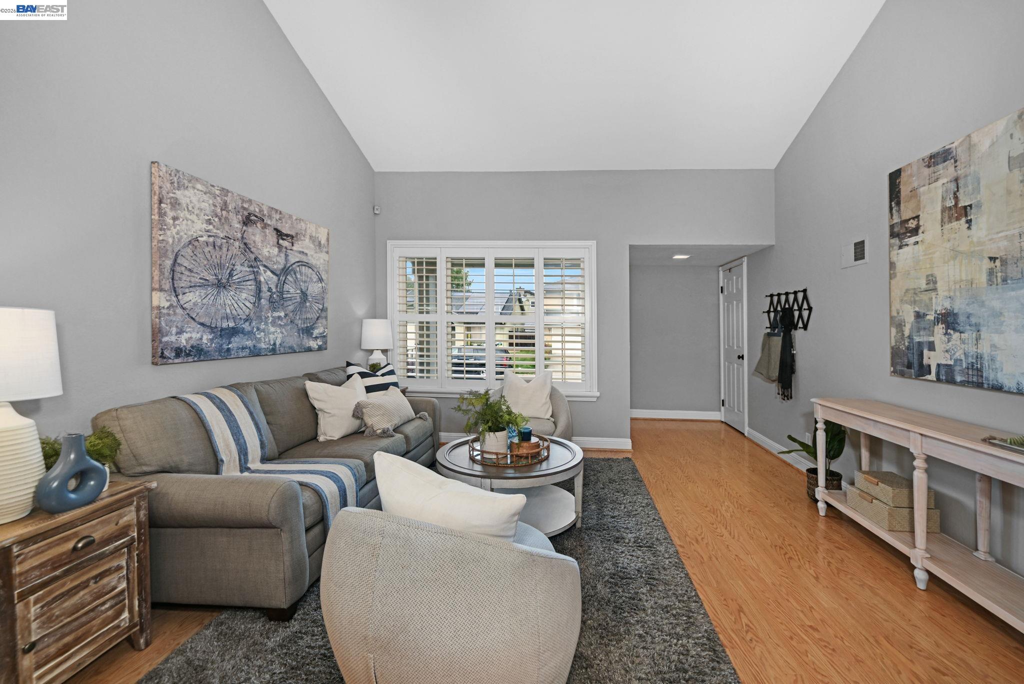 Detail Gallery Image 5 of 38 For 15 Pamplona Court, San Ramon,  CA 94583 - 4 Beds | 3 Baths