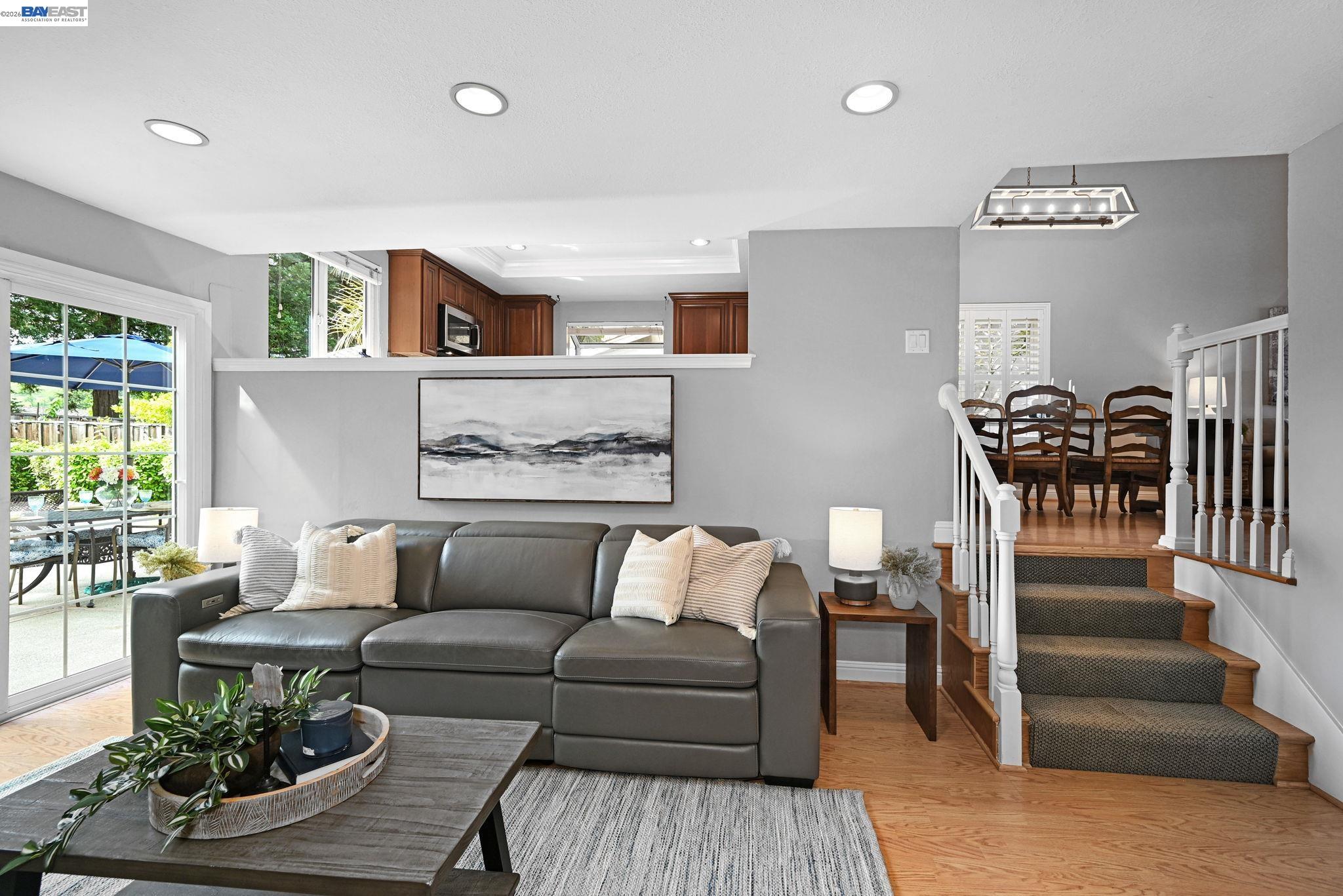 Detail Gallery Image 10 of 38 For 15 Pamplona Court, San Ramon,  CA 94583 - 4 Beds | 3 Baths