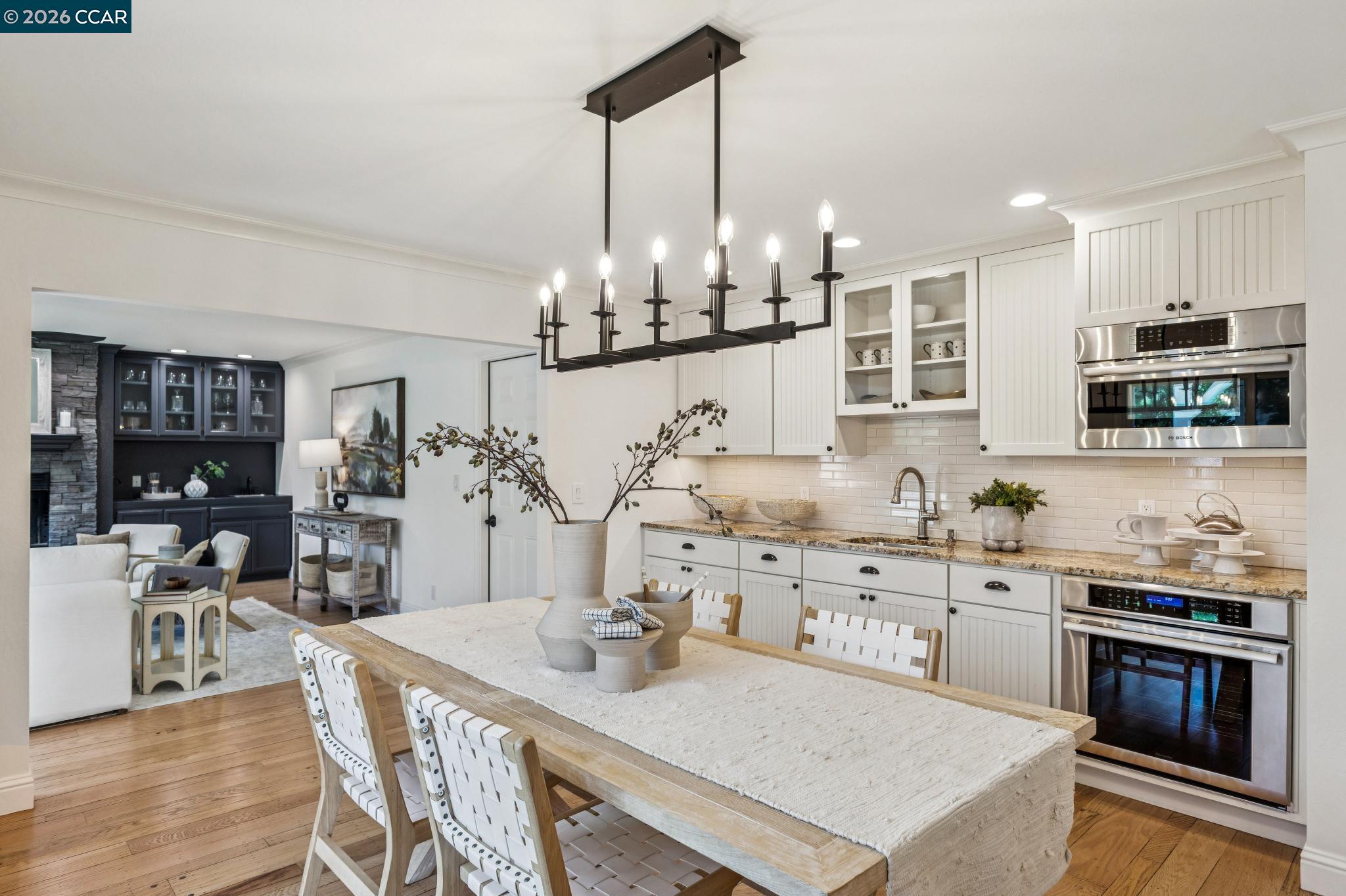 Detail Gallery Image 14 of 53 For 1418 De La Cruz Way, Moraga,  CA 94556 - 5 Beds | 4/1 Baths