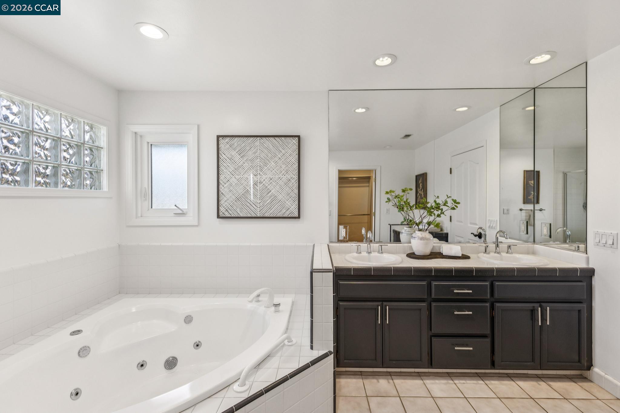 Detail Gallery Image 32 of 53 For 1418 De La Cruz Way, Moraga,  CA 94556 - 5 Beds | 4/1 Baths