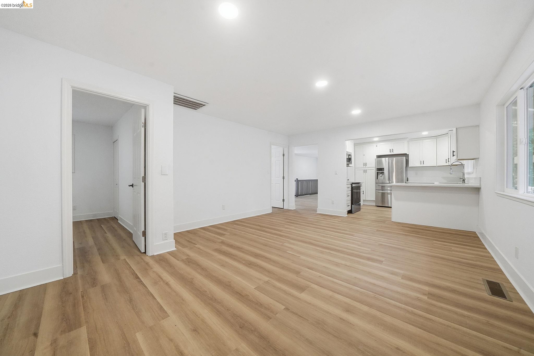 Detail Gallery Image 8 of 23 For 23656 Lightning Ln, Pioneer,  CA 95666 - 3 Beds | 2 Baths