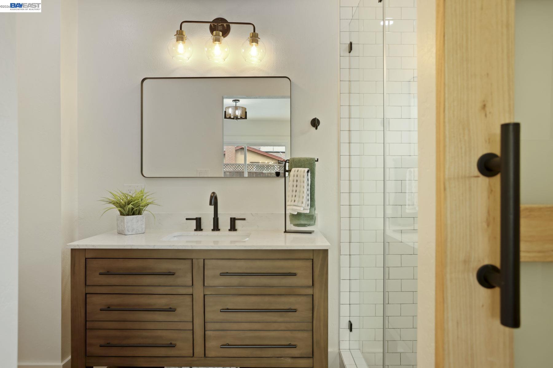 Detail Gallery Image 13 of 40 For 980 Lucille Street, Livermore,  CA 94550 - 3 Beds | 2 Baths