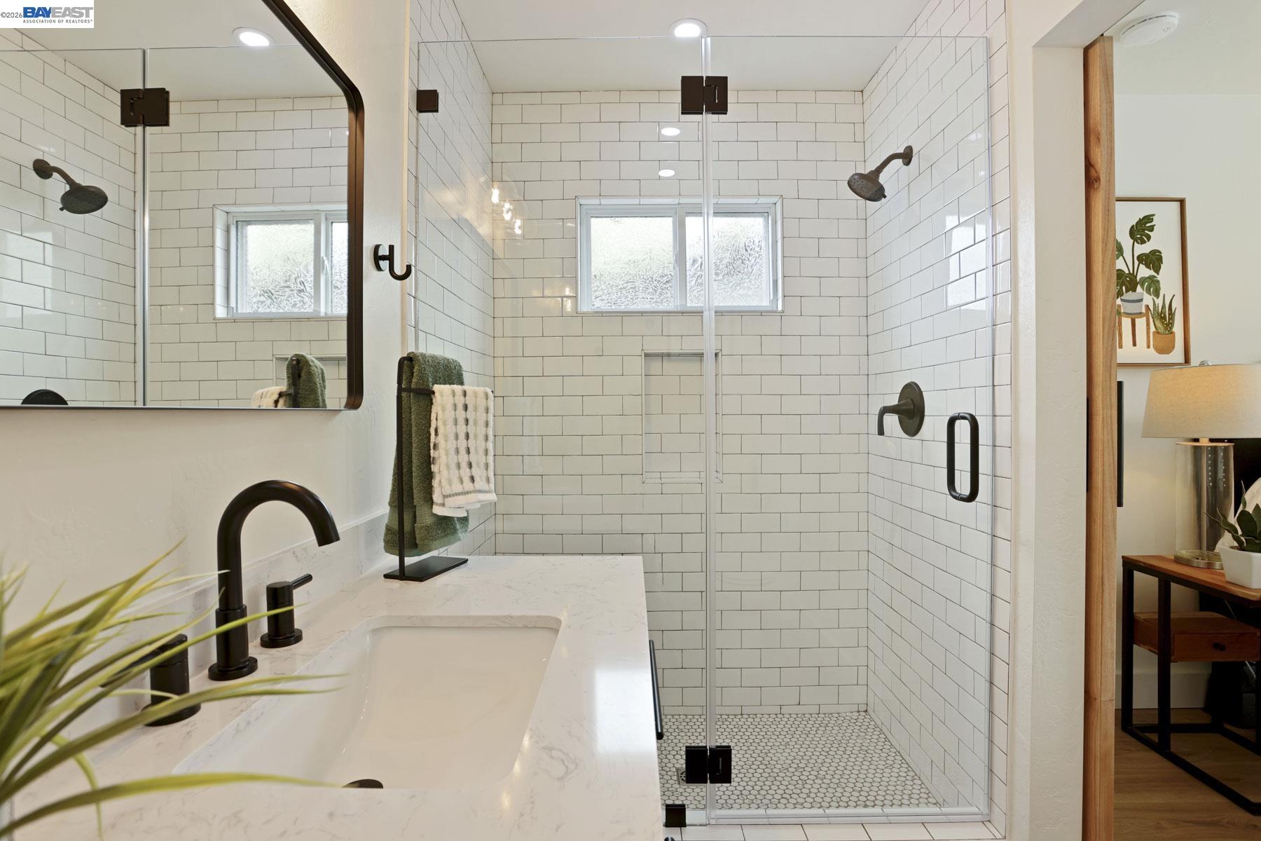 Detail Gallery Image 14 of 40 For 980 Lucille Street, Livermore,  CA 94550 - 3 Beds | 2 Baths