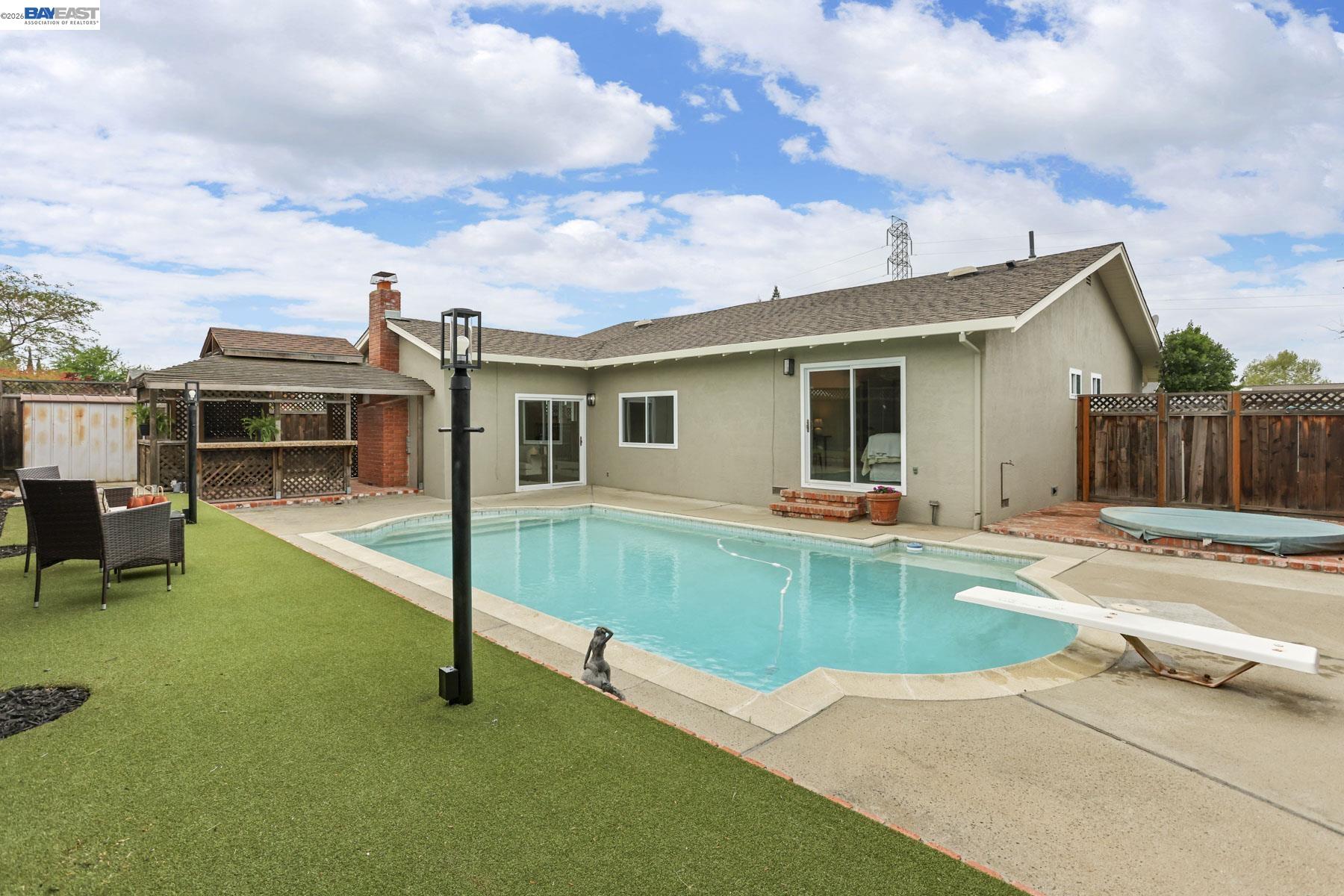 Detail Gallery Image 33 of 40 For 980 Lucille Street, Livermore,  CA 94550 - 3 Beds | 2 Baths