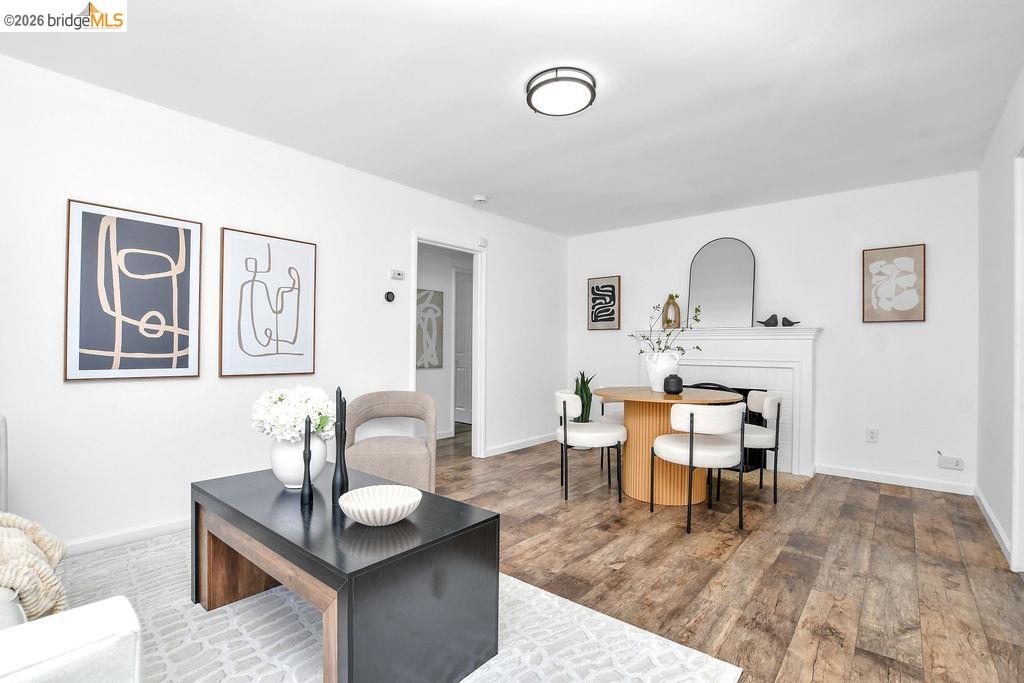 Detail Gallery Image 4 of 12 For 2560 Chanslor Ave, Richmond,  CA 94804 - 2 Beds | 1 Baths