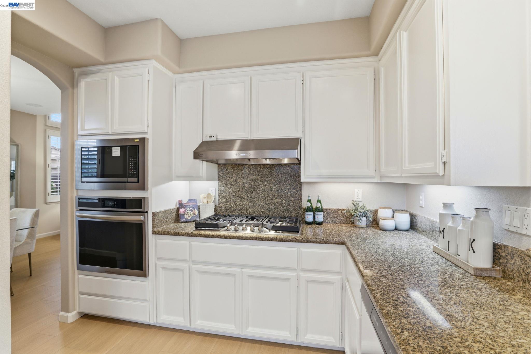 Detail Gallery Image 11 of 53 For 690 Kraftile Ct., Fremont,  CA 94536 - 5 Beds | 3 Baths