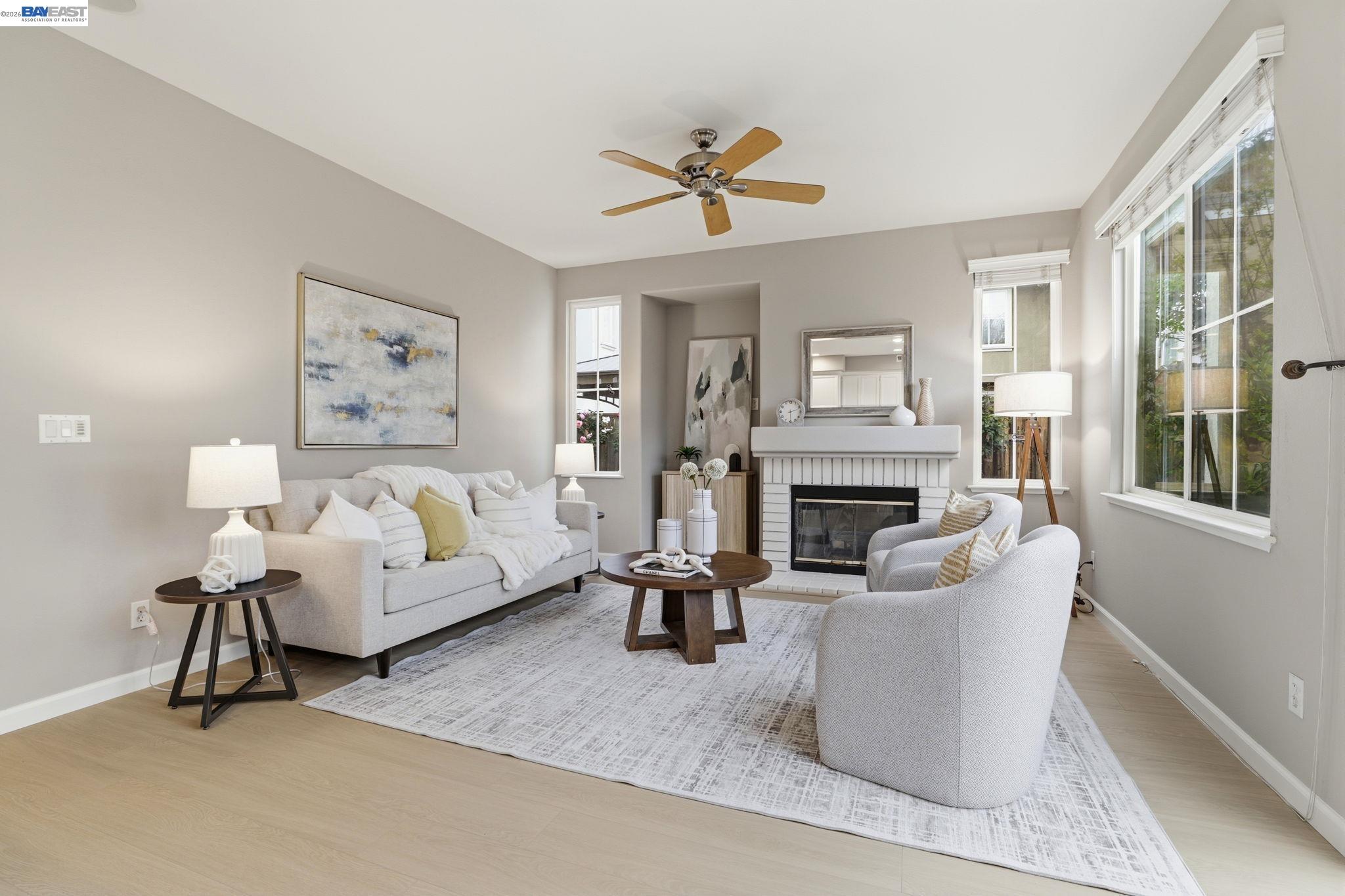 Detail Gallery Image 13 of 53 For 690 Kraftile Ct., Fremont,  CA 94536 - 5 Beds | 3 Baths