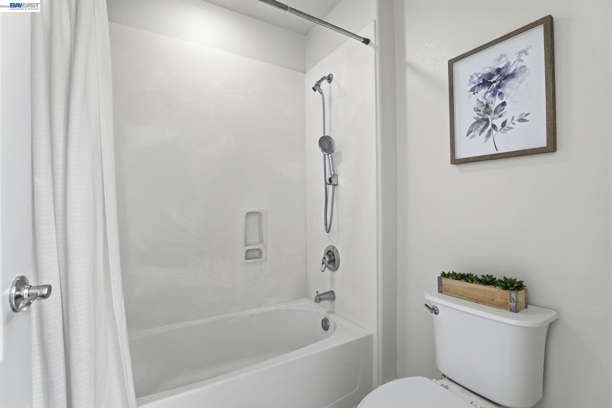 Detail Gallery Image 23 of 53 For 690 Kraftile Ct., Fremont,  CA 94536 - 5 Beds | 3 Baths