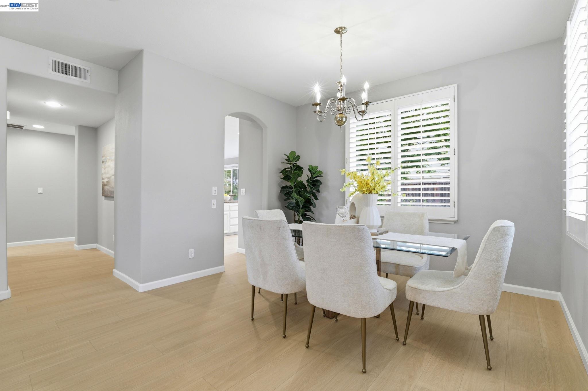 Detail Gallery Image 9 of 53 For 690 Kraftile Ct., Fremont,  CA 94536 - 5 Beds | 3 Baths