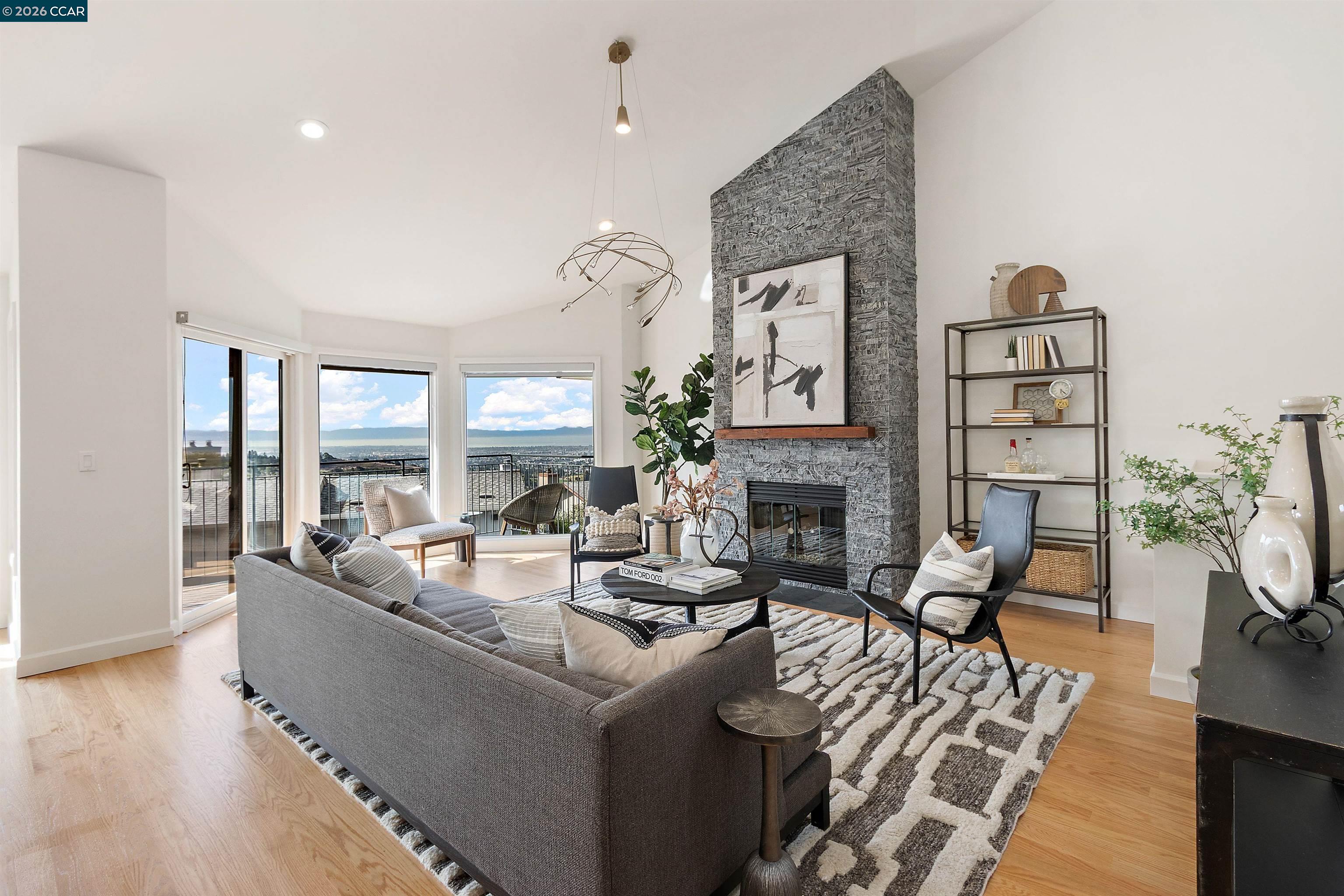 49 Starview Dr, Oakland, CA, 94618