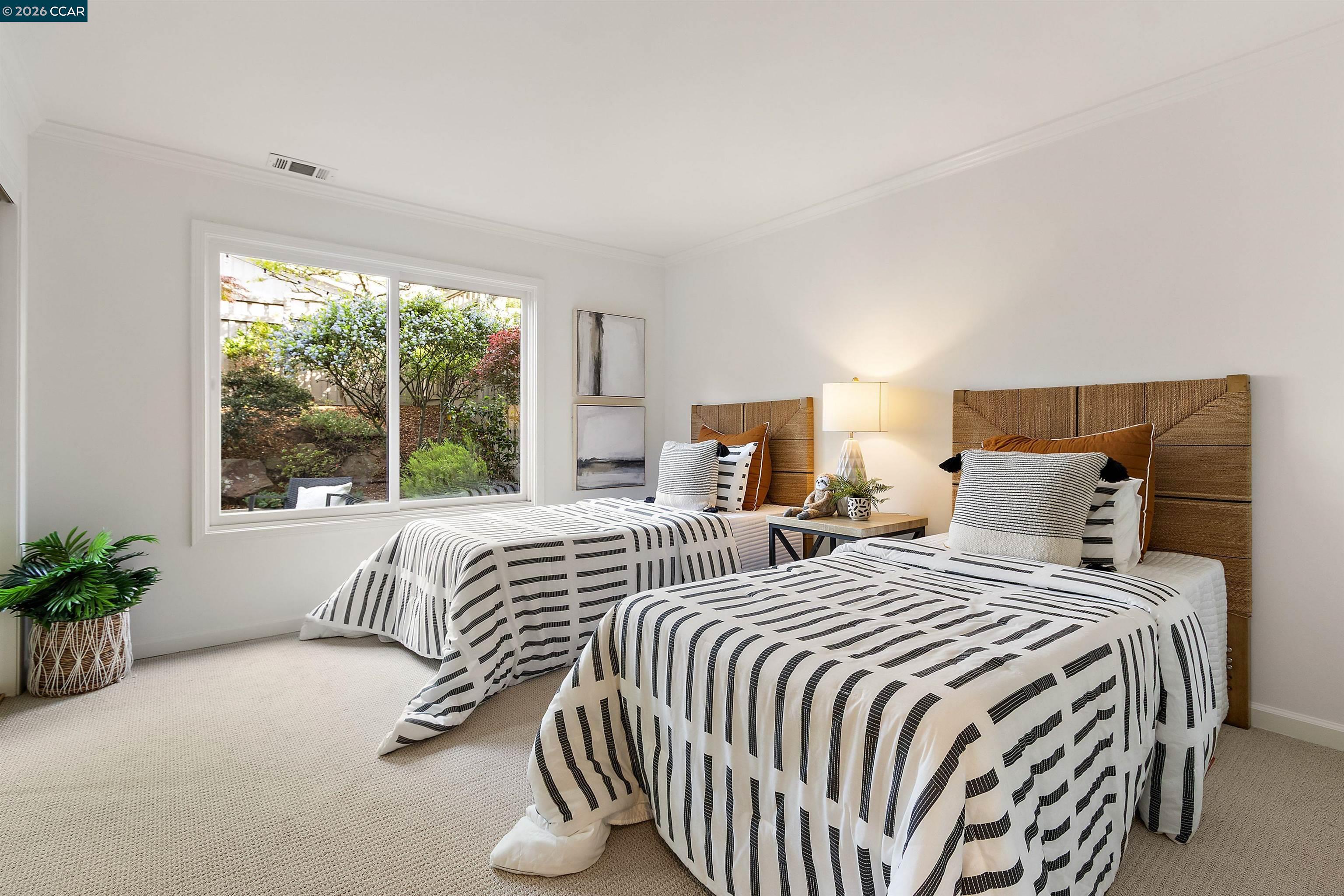 Photo #15: 41129095 Listing: Photo #15