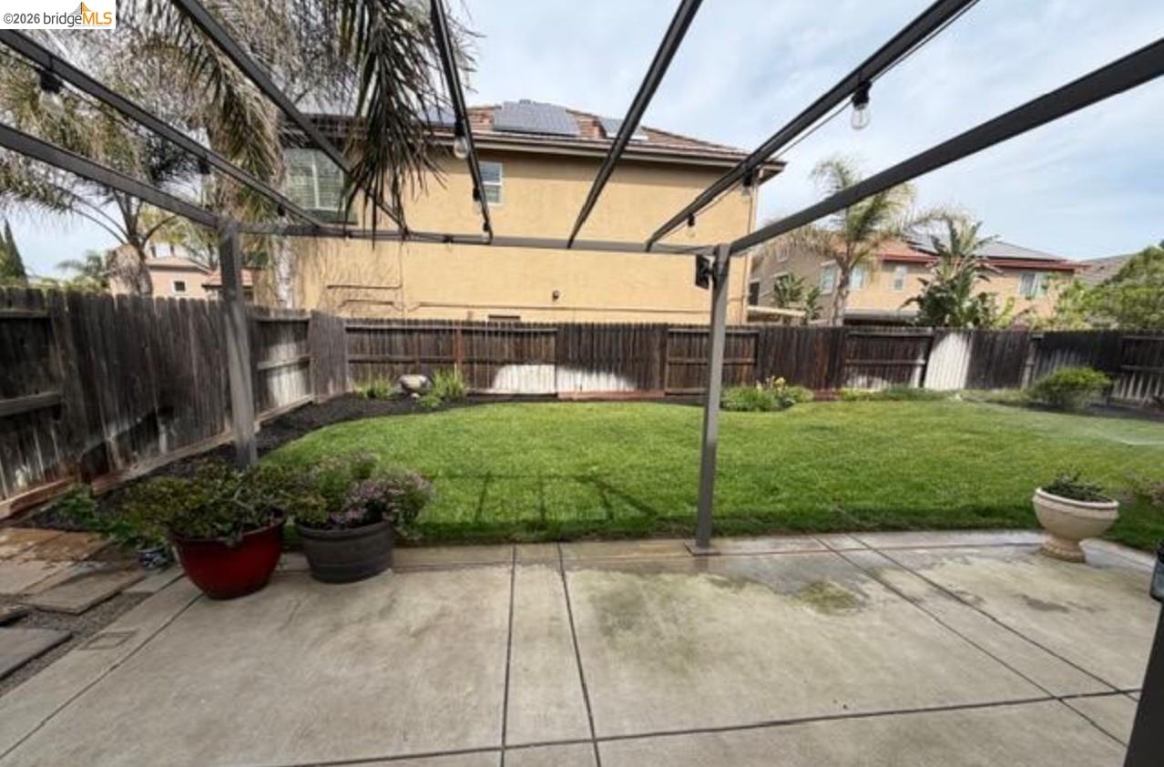 Detail Gallery Image 15 of 18 For 111 Tennyson Ct, Discovery Bay,  CA 94505 - 4 Beds | 3 Baths