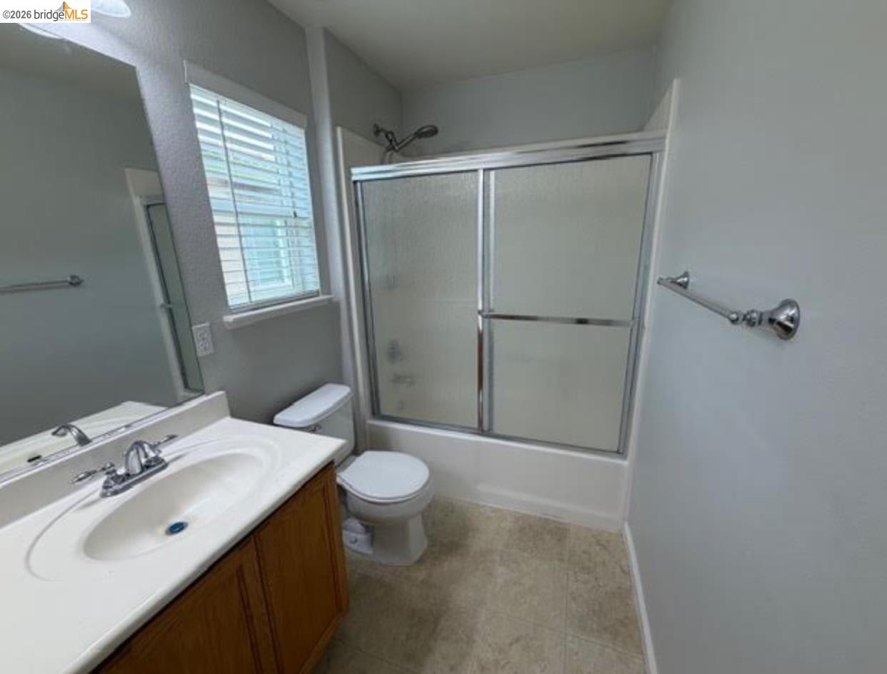 Detail Gallery Image 10 of 18 For 111 Tennyson Ct, Discovery Bay,  CA 94505 - 4 Beds | 3 Baths