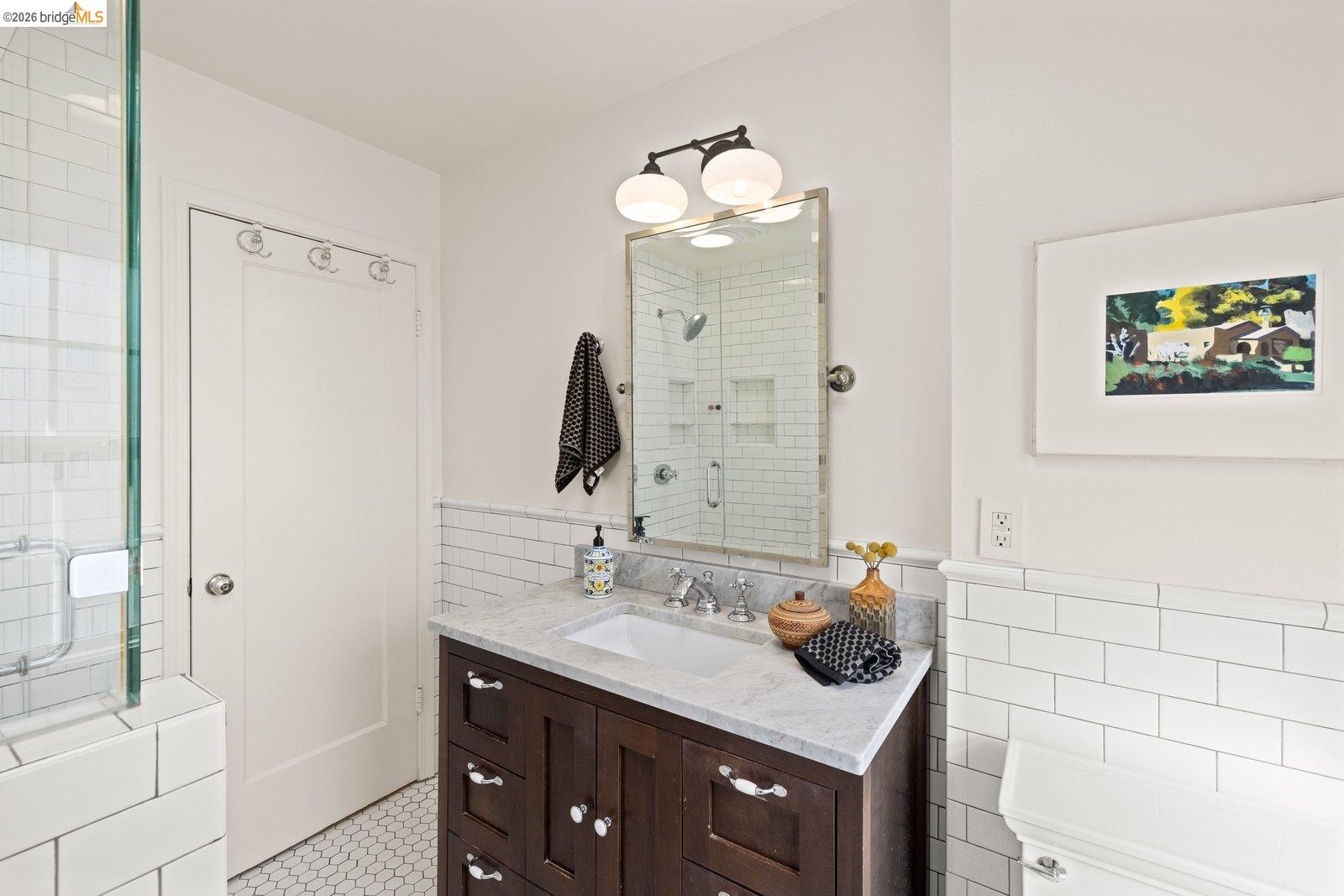 Detail Gallery Image 16 of 39 For 860 Superior Ave, San Leandro,  CA 94577 - 3 Beds | 1/1 Baths