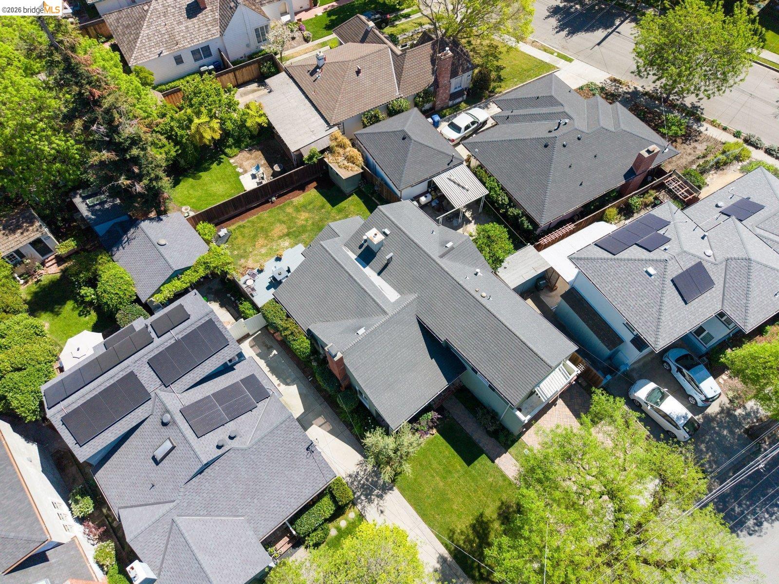 Detail Gallery Image 34 of 39 For 860 Superior Ave, San Leandro,  CA 94577 - 3 Beds | 1/1 Baths