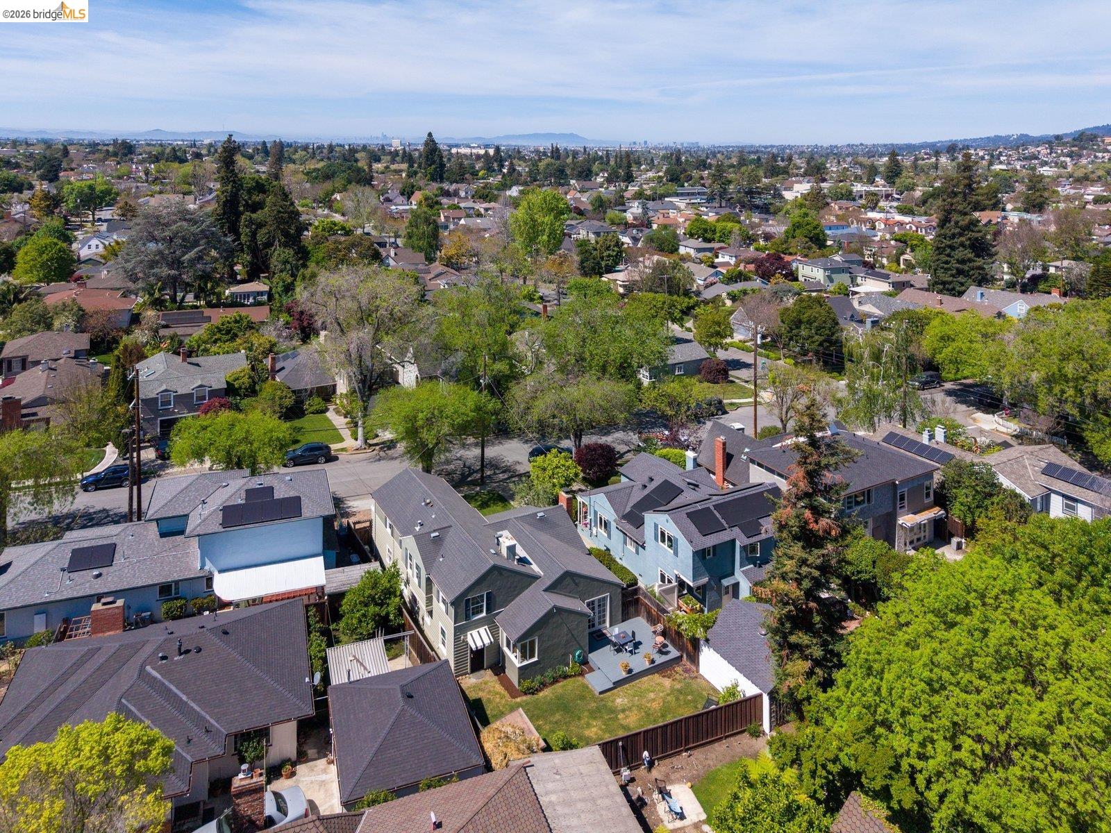 Detail Gallery Image 37 of 39 For 860 Superior Ave, San Leandro,  CA 94577 - 3 Beds | 1/1 Baths