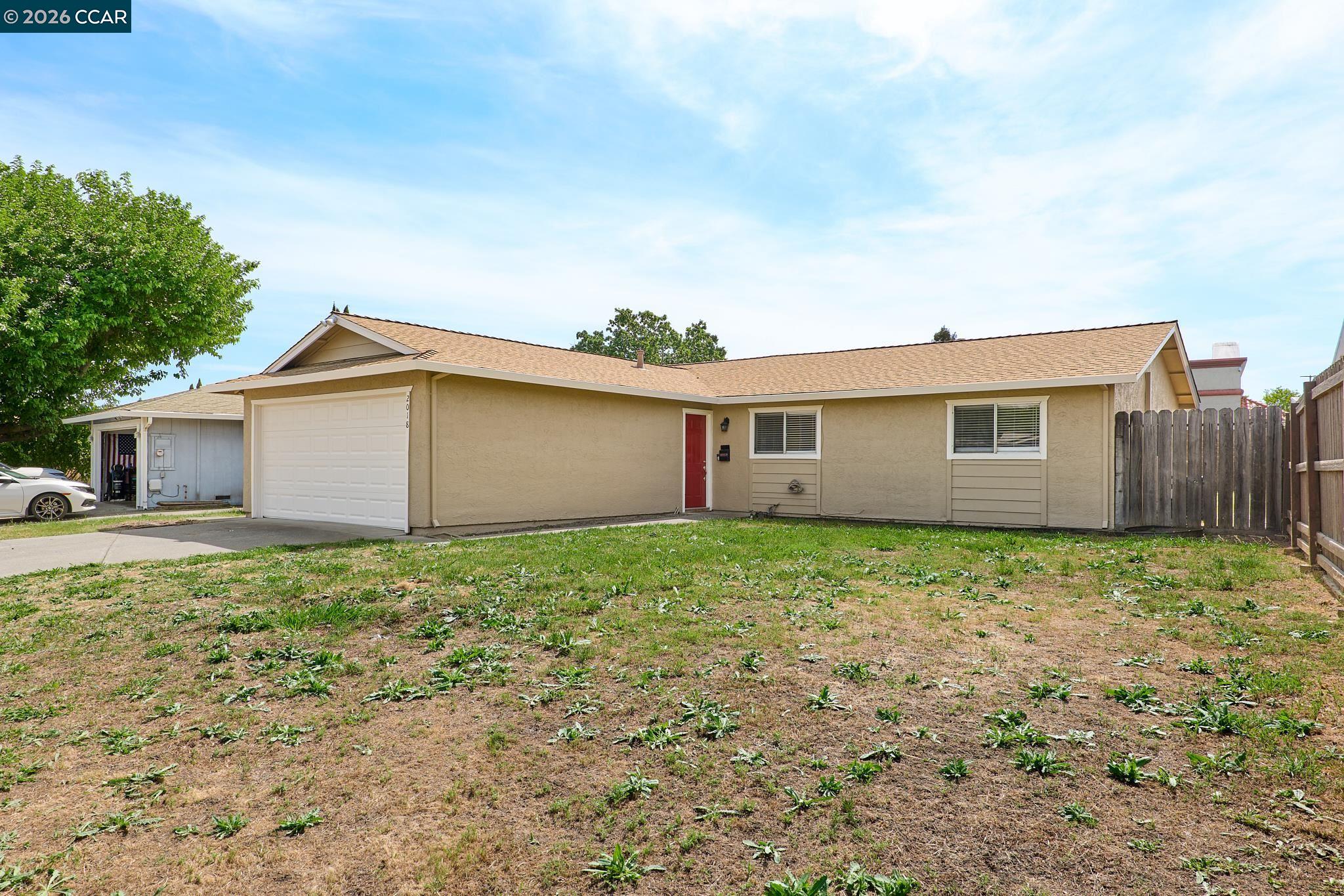 Detail Gallery Image 2 of 21 For 2018 Southwood Dr, Vacaville,  CA 95687 - 3 Beds | 1/1 Baths