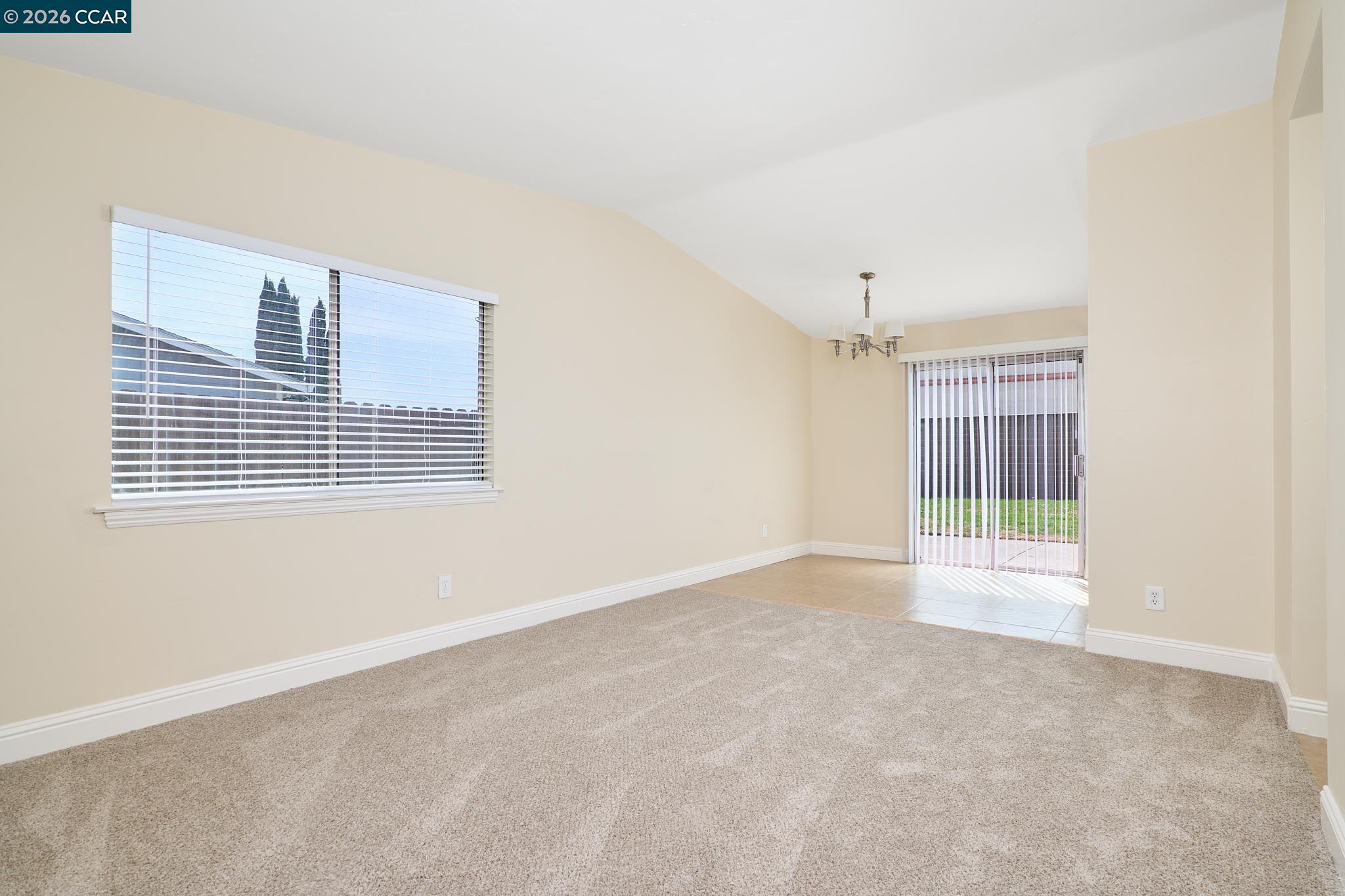 Detail Gallery Image 14 of 21 For 2018 Southwood Dr, Vacaville,  CA 95687 - 3 Beds | 1/1 Baths