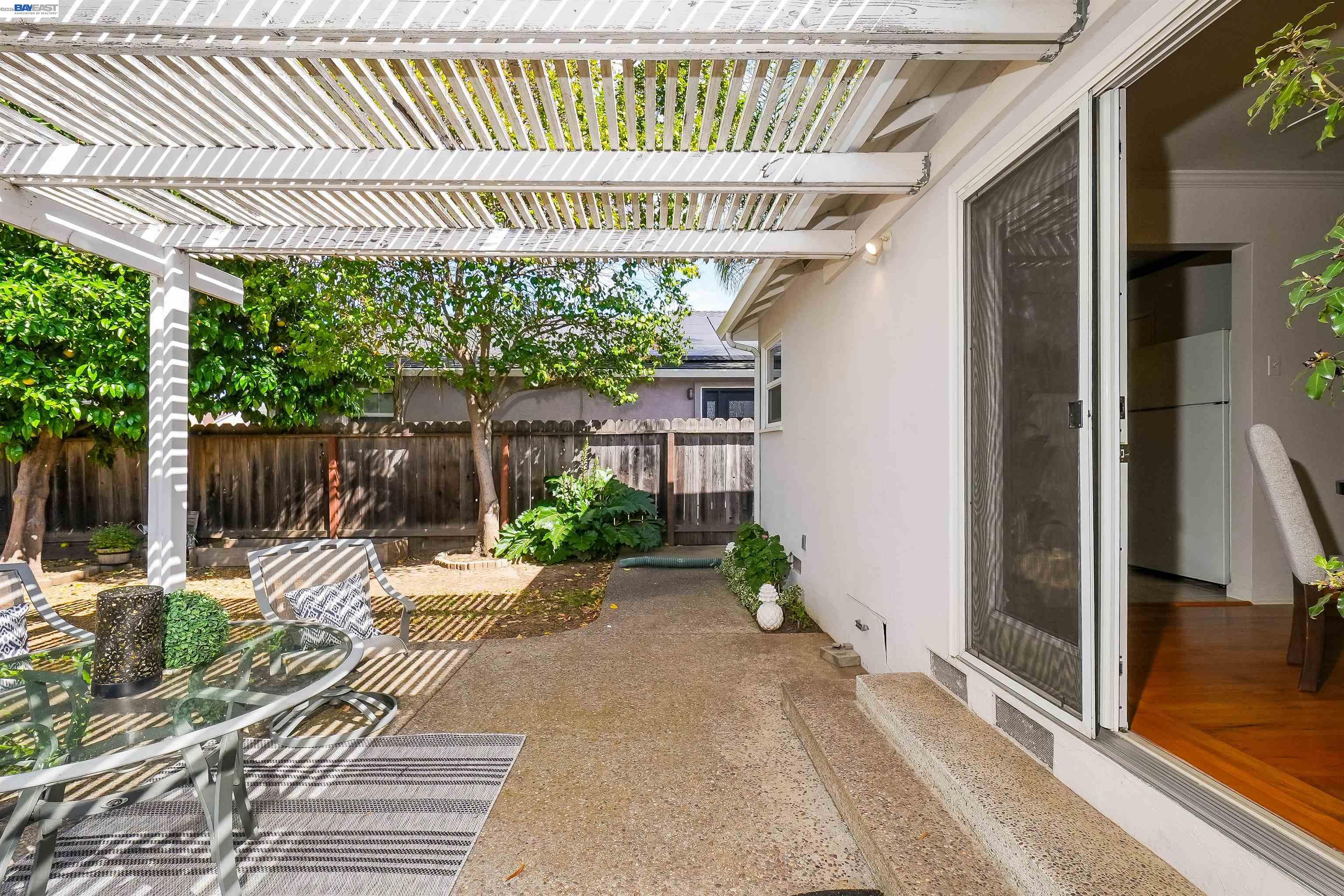 Detail Gallery Image 32 of 54 For 32287 Ithaca St, Hayward,  CA 94544 - 2 Beds | 1 Baths