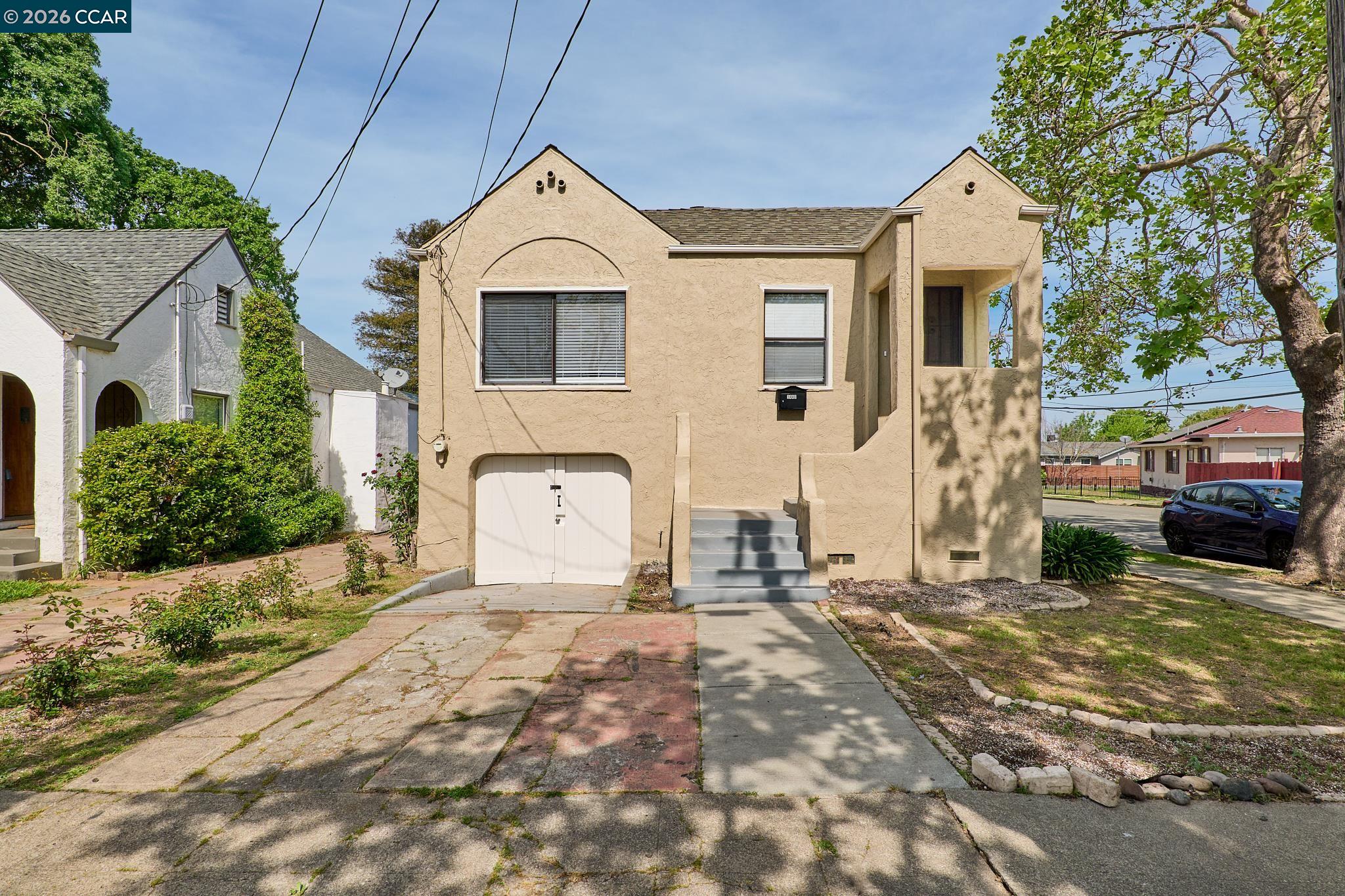 Front Image Thumbnail for CC41129102