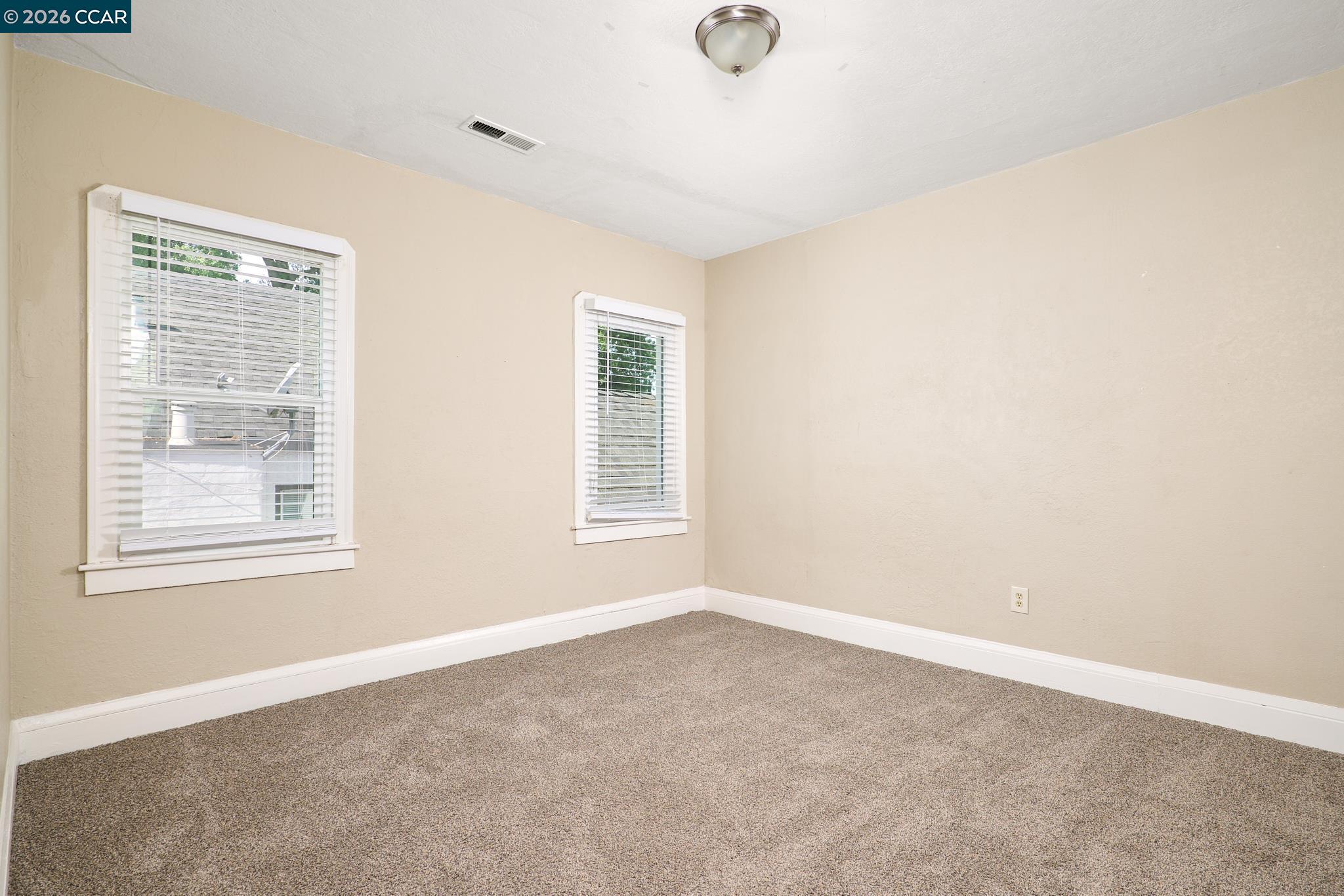 Detail Gallery Image 18 of 30 For 1440 Beach St, Vallejo,  CA 94590 - 3 Beds | 1 Baths