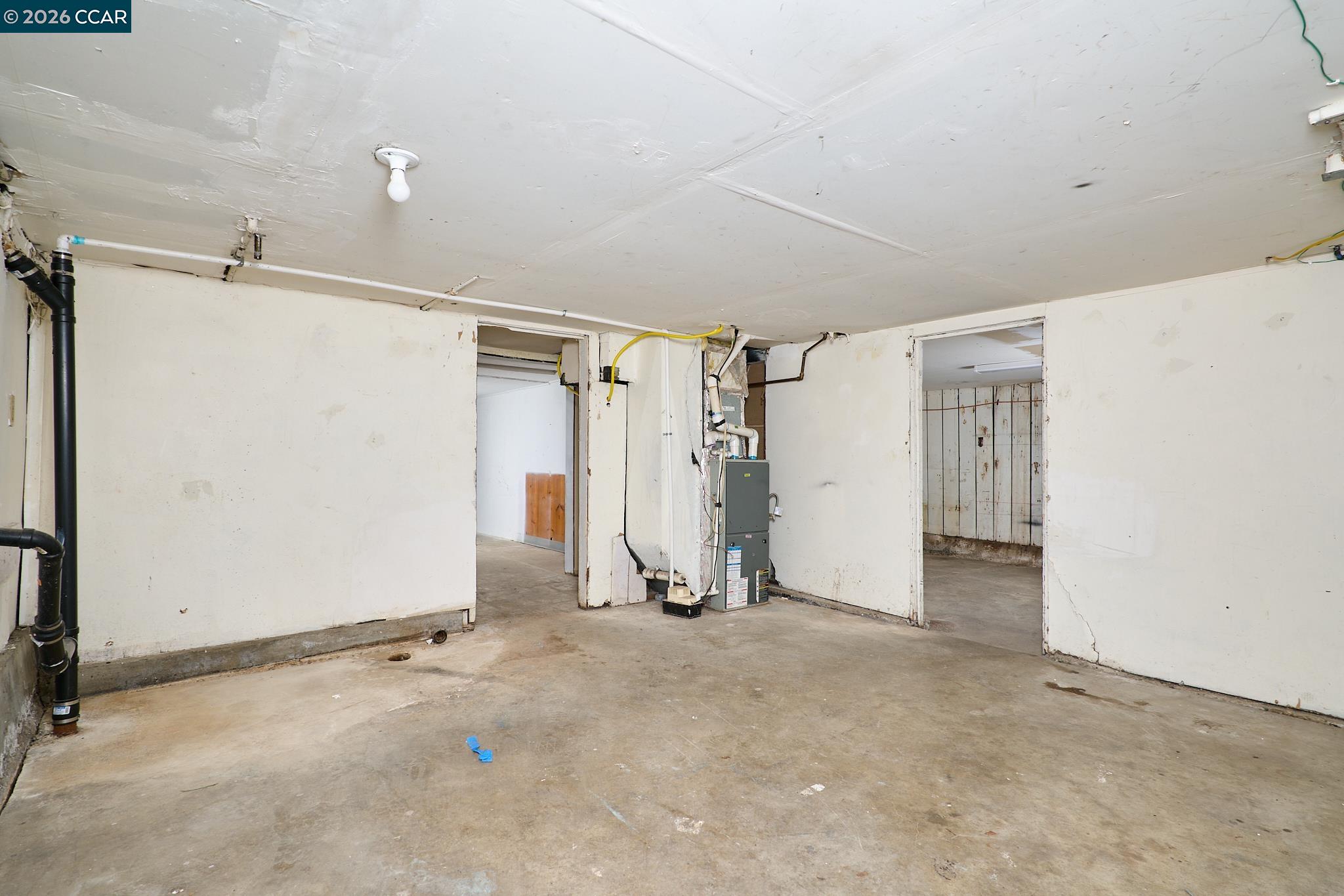 Detail Gallery Image 21 of 30 For 1440 Beach St, Vallejo,  CA 94590 - 3 Beds | 1 Baths