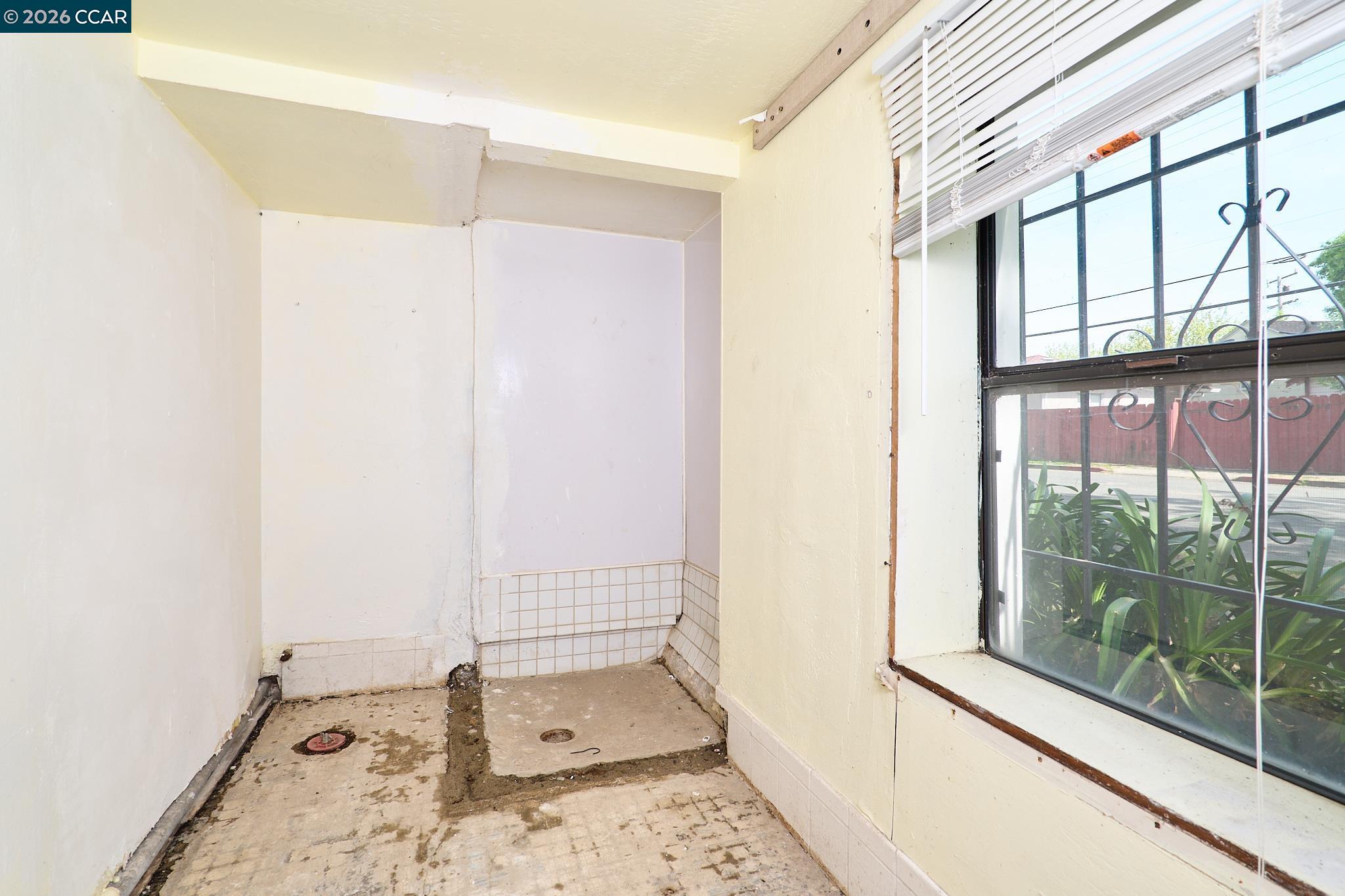 Detail Gallery Image 23 of 30 For 1440 Beach St, Vallejo,  CA 94590 - 3 Beds | 1 Baths