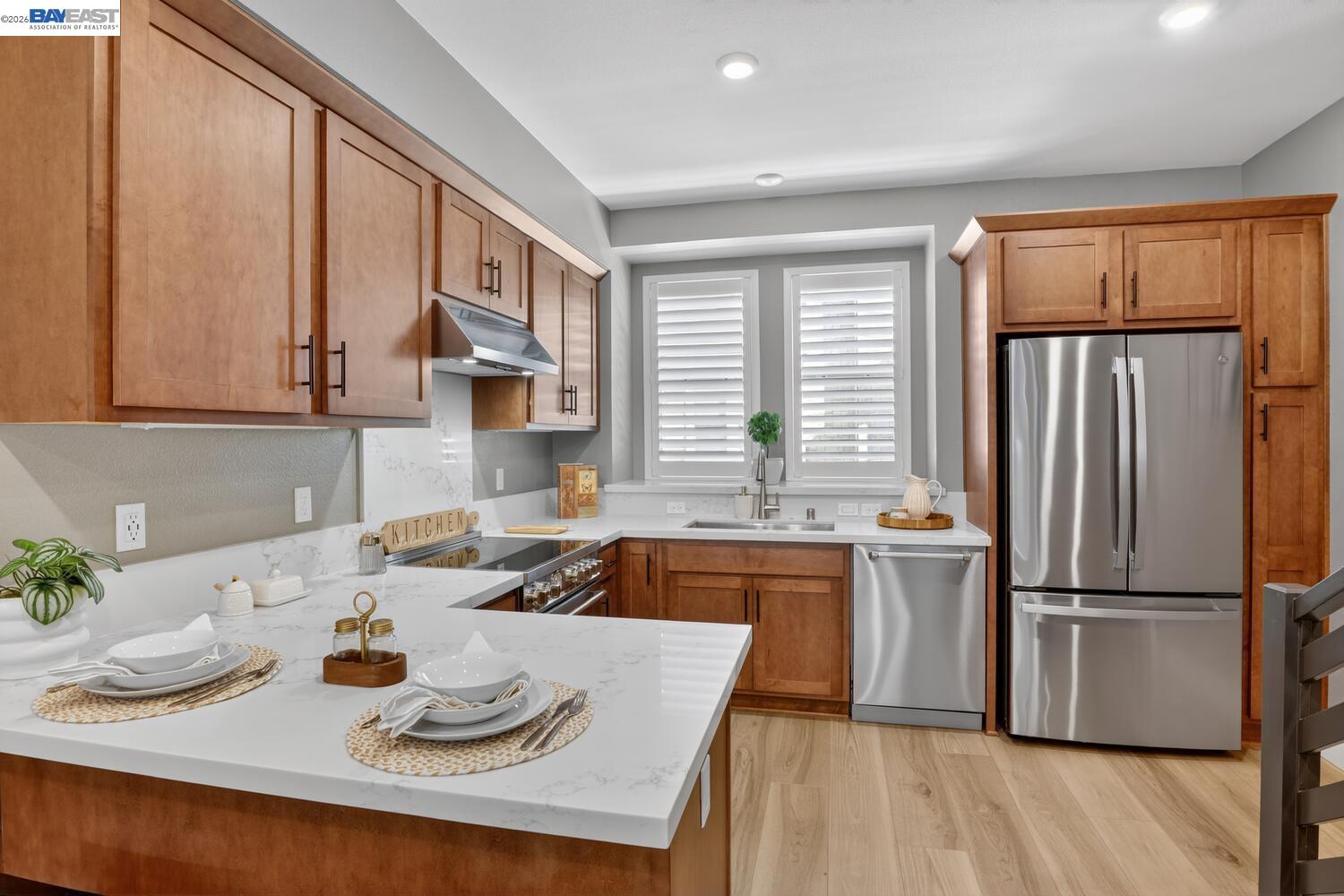 Detail Gallery Image 11 of 33 For 922 Noble Fir Ter #5,  Sunnyvale,  CA 94086 - 2 Beds | 2/1 Baths