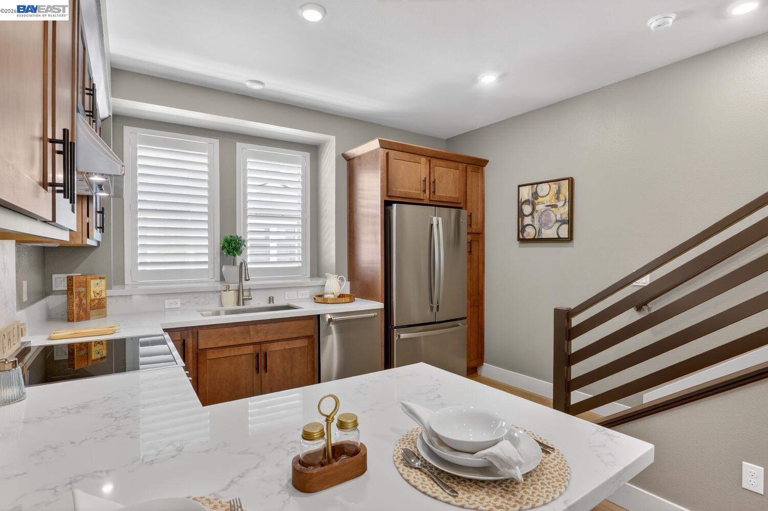 Detail Gallery Image 12 of 33 For 922 Noble Fir Ter #5,  Sunnyvale,  CA 94086 - 2 Beds | 2/1 Baths