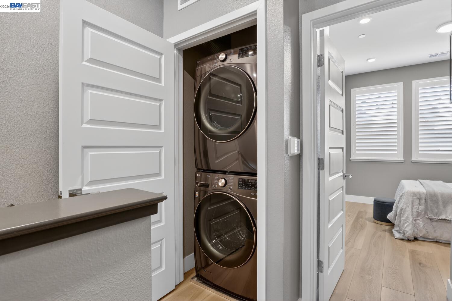 Detail Gallery Image 16 of 33 For 922 Noble Fir Ter #5,  Sunnyvale,  CA 94086 - 2 Beds | 2/1 Baths