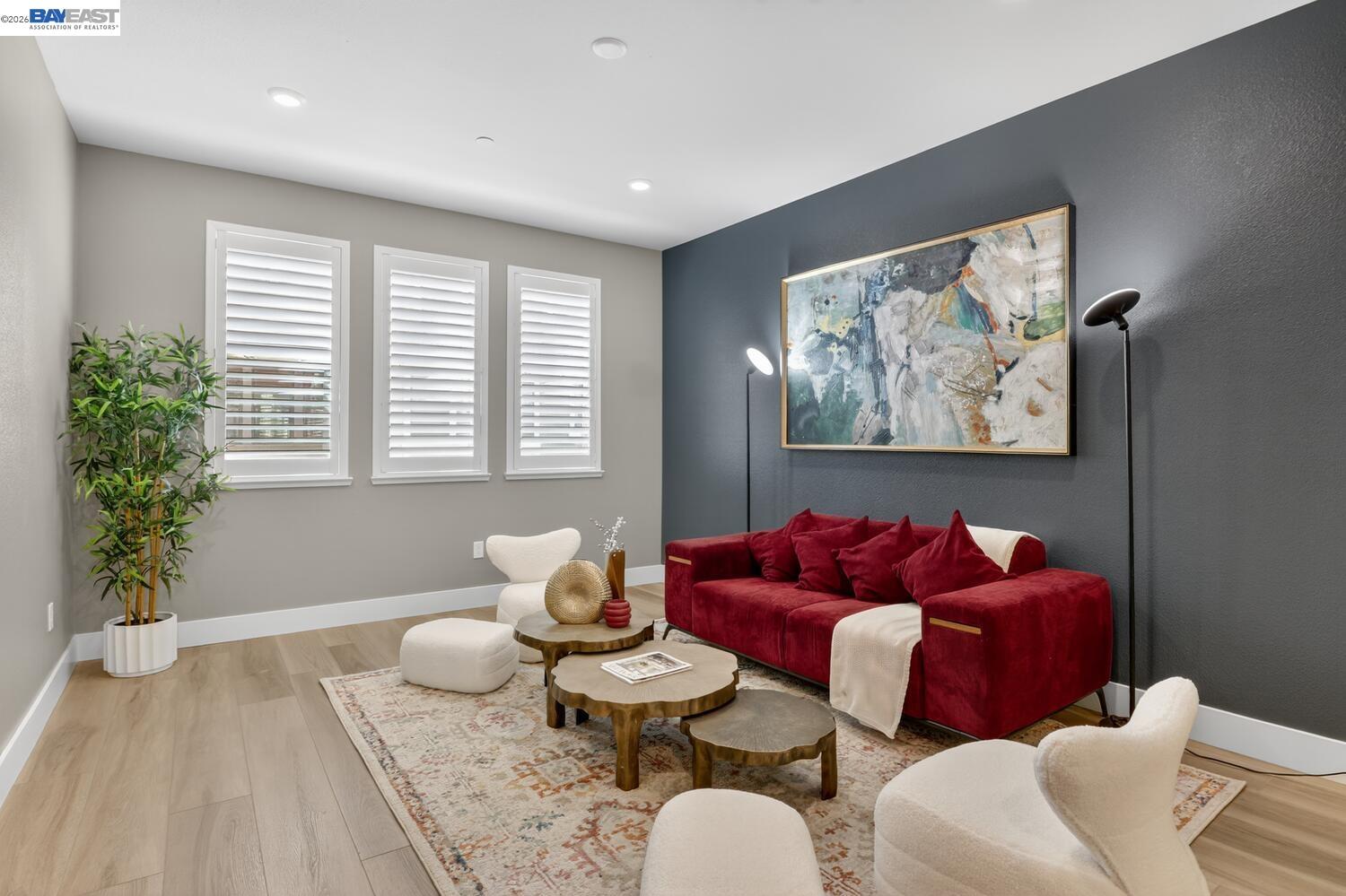 Detail Gallery Image 7 of 33 For 922 Noble Fir Ter #5,  Sunnyvale,  CA 94086 - 2 Beds | 2/1 Baths