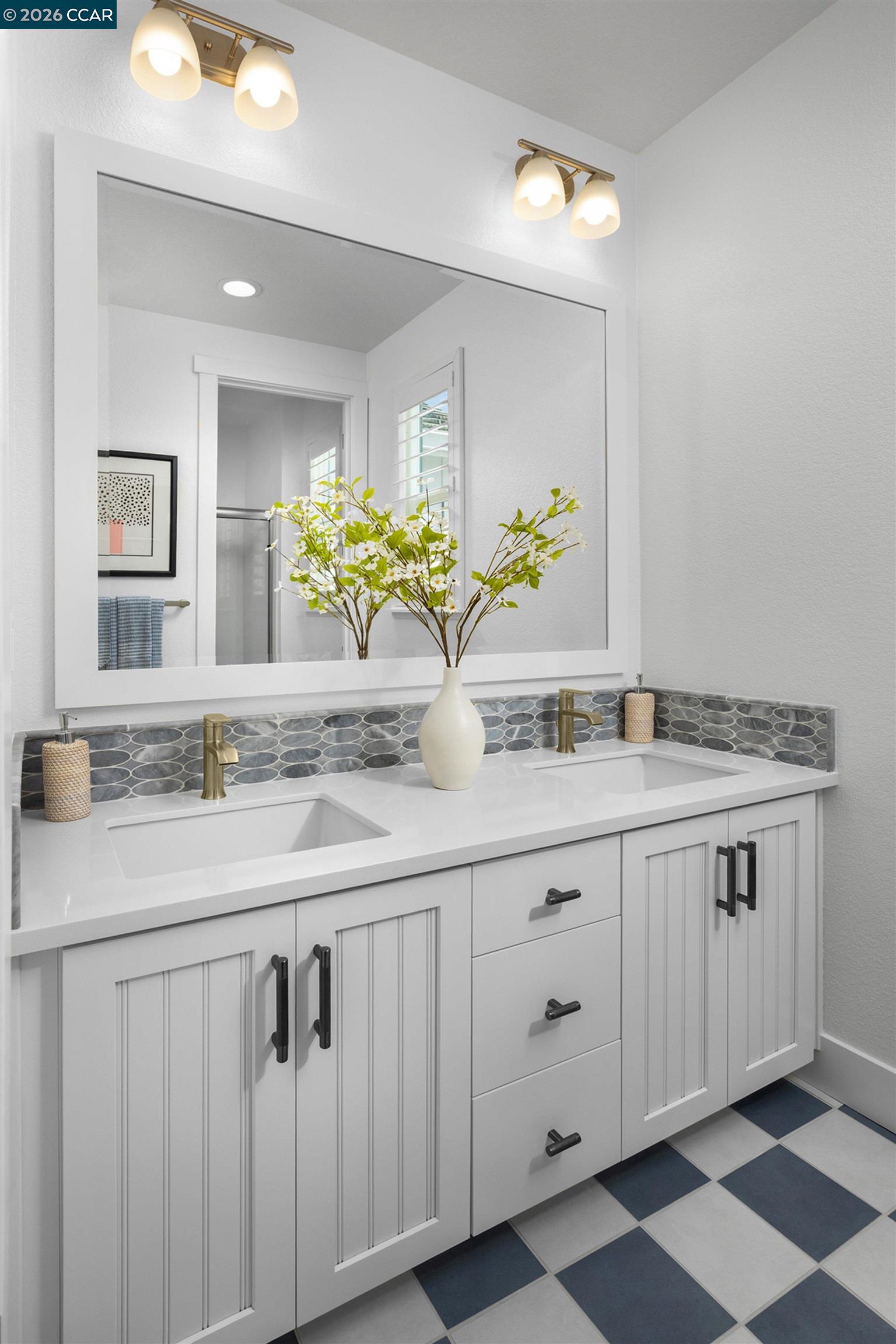 Detail Gallery Image 11 of 19 For 3612 Darnoch Ave., Lathrop,  CA 95330 - 5 Beds | 4/1 Baths