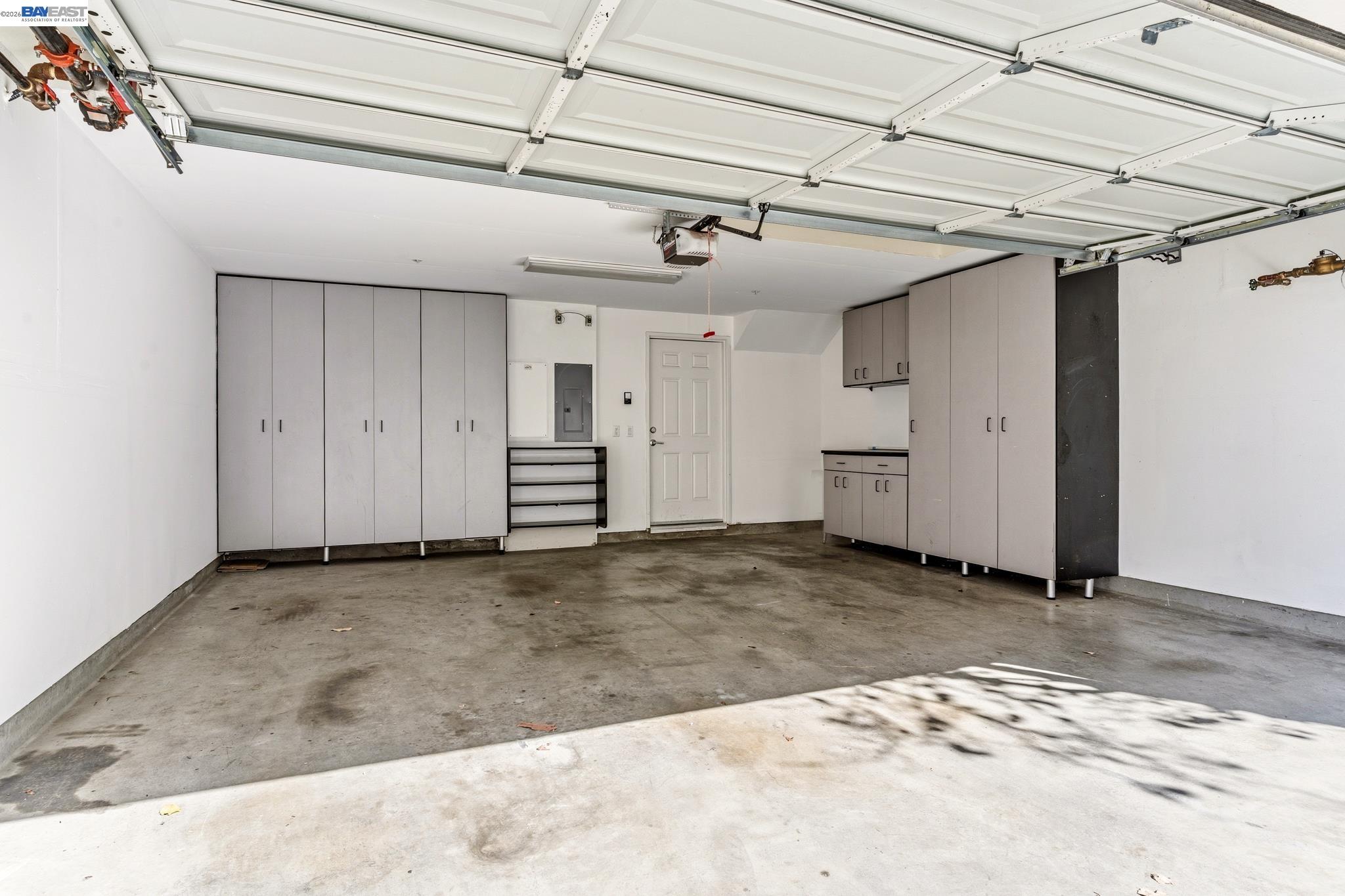 Photo #41: 41129110 Listing: Photo #41