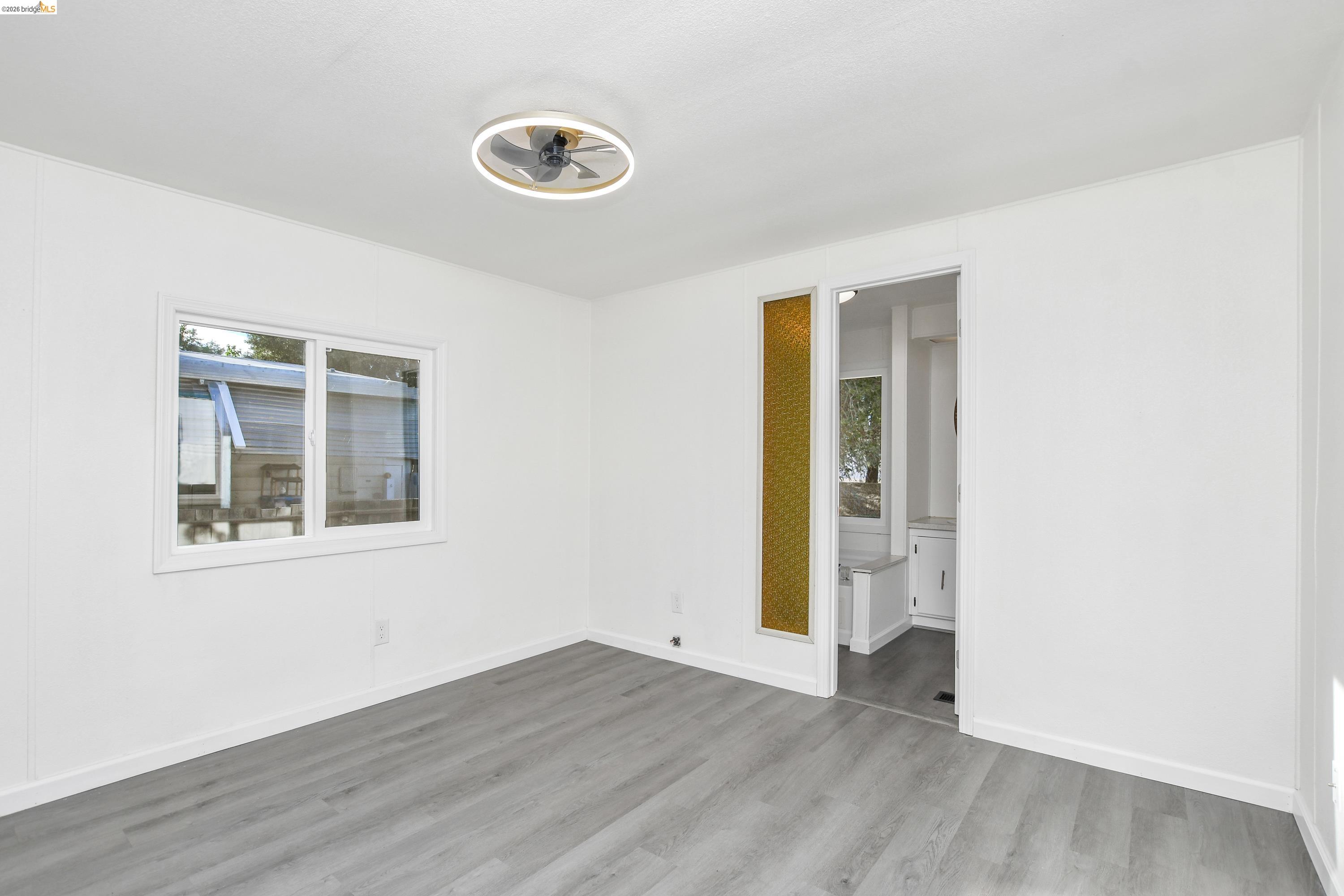 Detail Gallery Image 12 of 25 For 14 Del Rio, Pittsburg,  CA 94565 - 2 Beds | 2 Baths