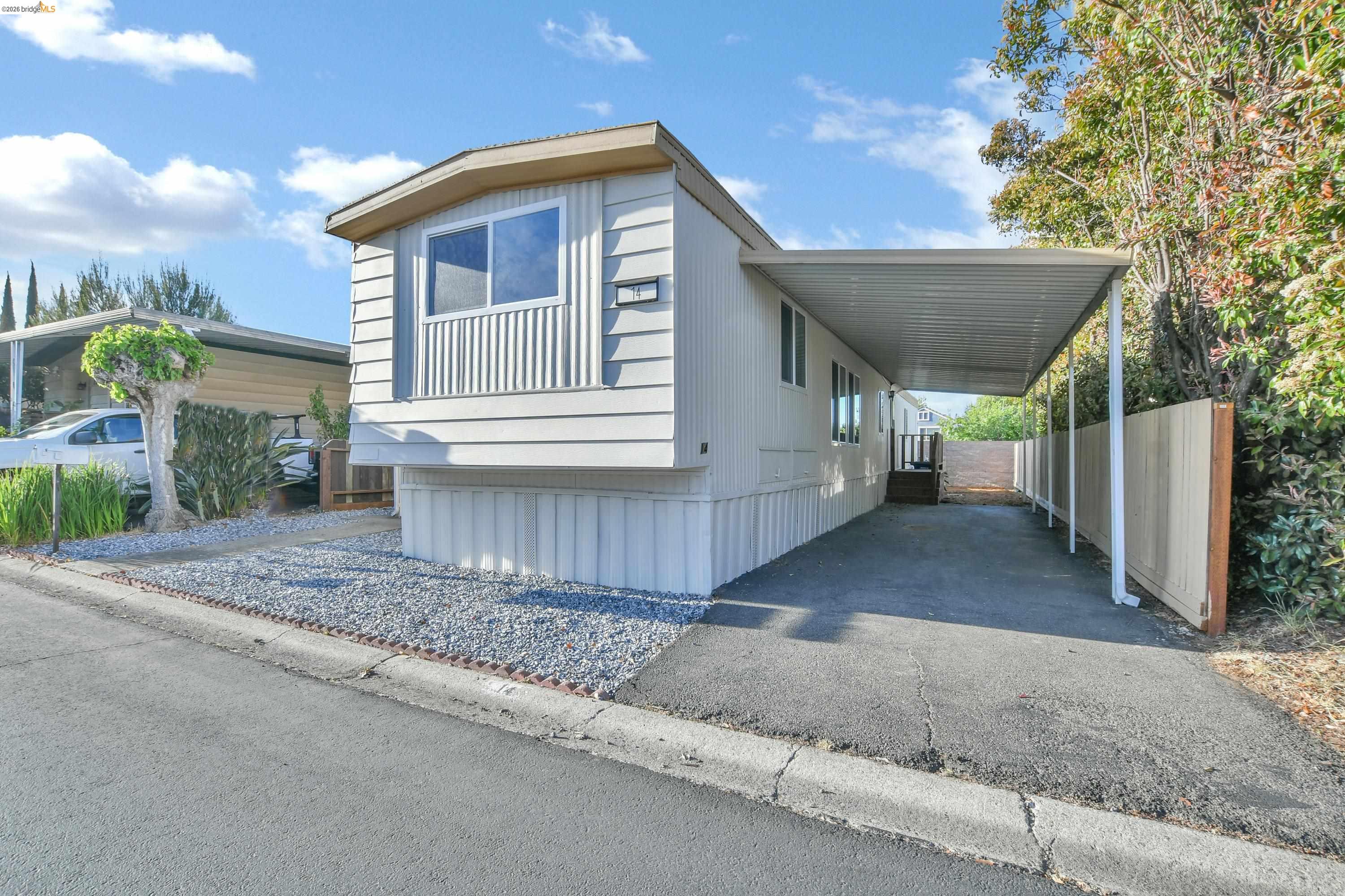 Detail Gallery Image 19 of 25 For 14 Del Rio, Pittsburg,  CA 94565 - 2 Beds | 2 Baths