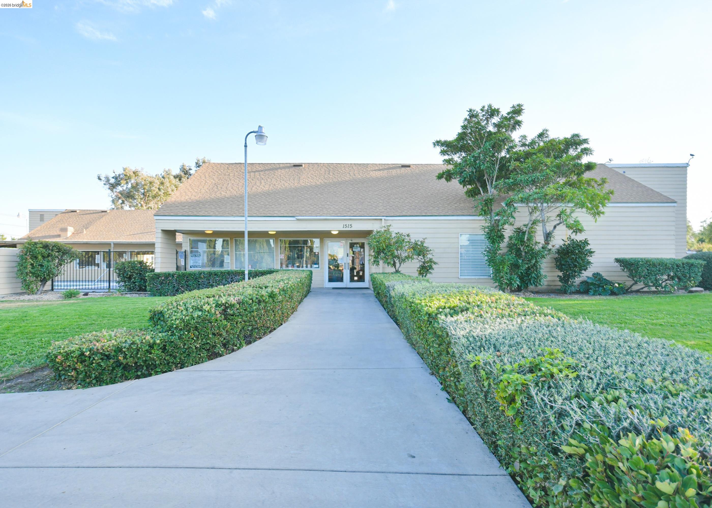 Detail Gallery Image 20 of 25 For 14 Del Rio, Pittsburg,  CA 94565 - 2 Beds | 2 Baths