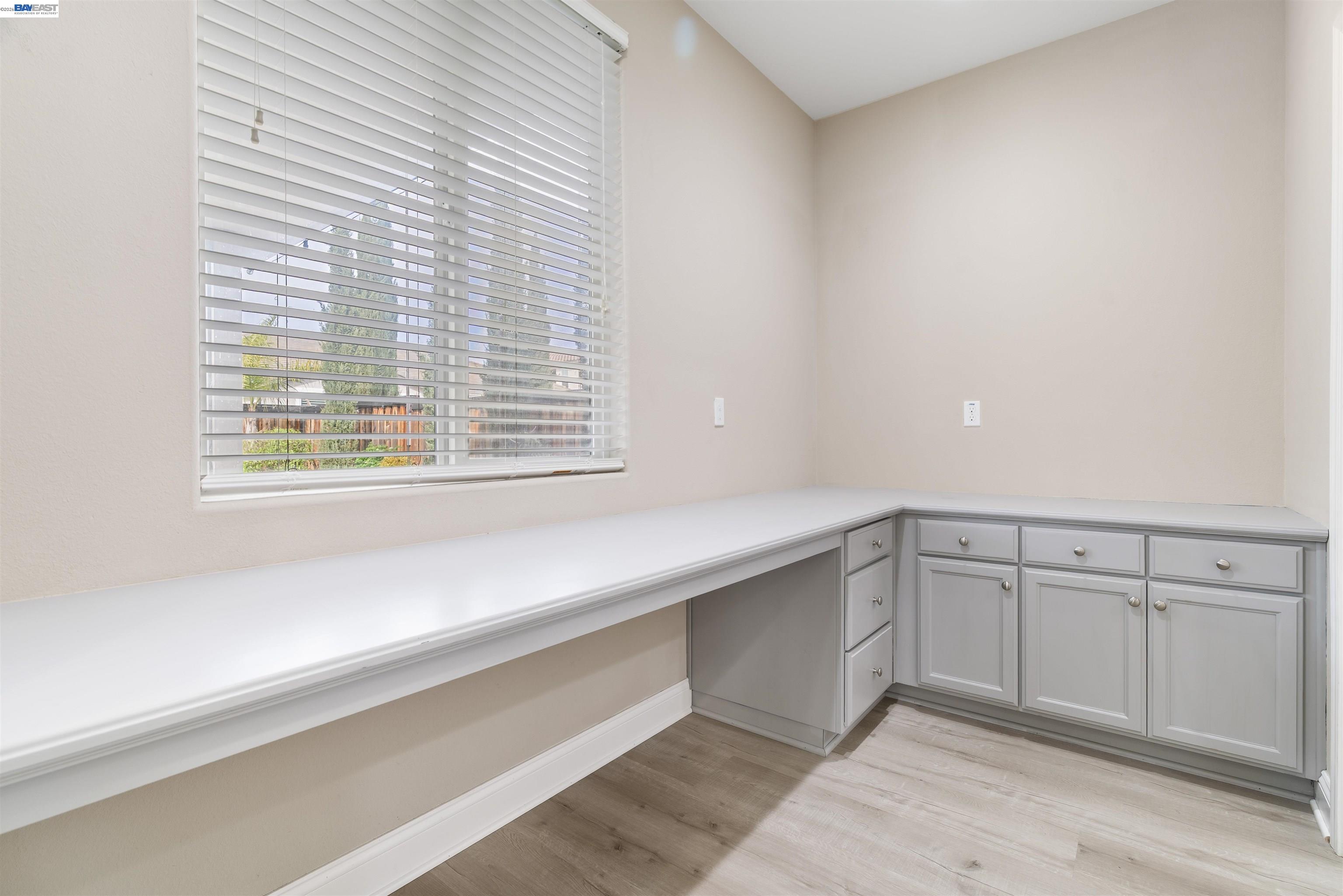 Detail Gallery Image 11 of 29 For 967 Dainty Ave., Brentwood,  CA 94513 - 6 Beds | 4 Baths